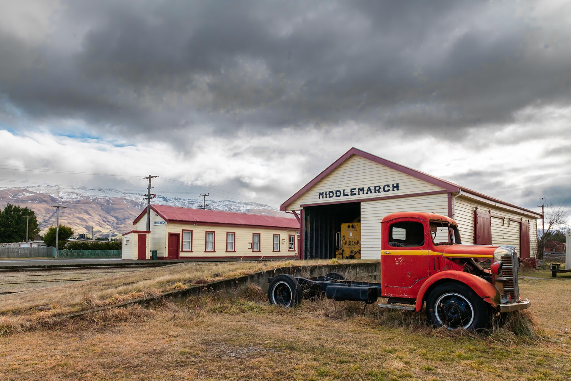 Train Station, Middlemarch, 2015