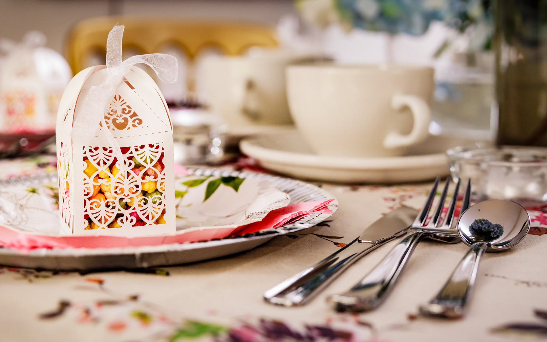 2016-05 UK - Iver 2504: Bridal Shower Party