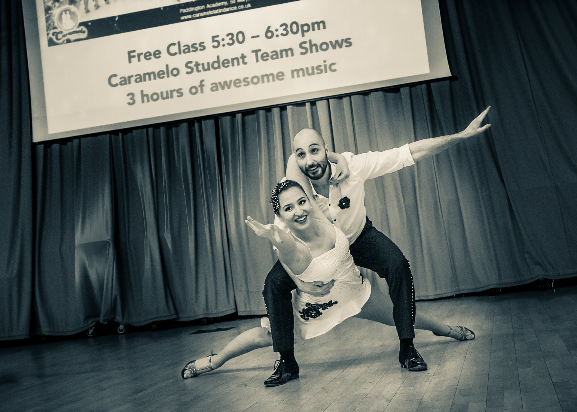 2016-05 UK - London 1629: Margherita & Alex during the Mambo Student Team's performance at Caramelo Latin Dance School's Anniversary Party