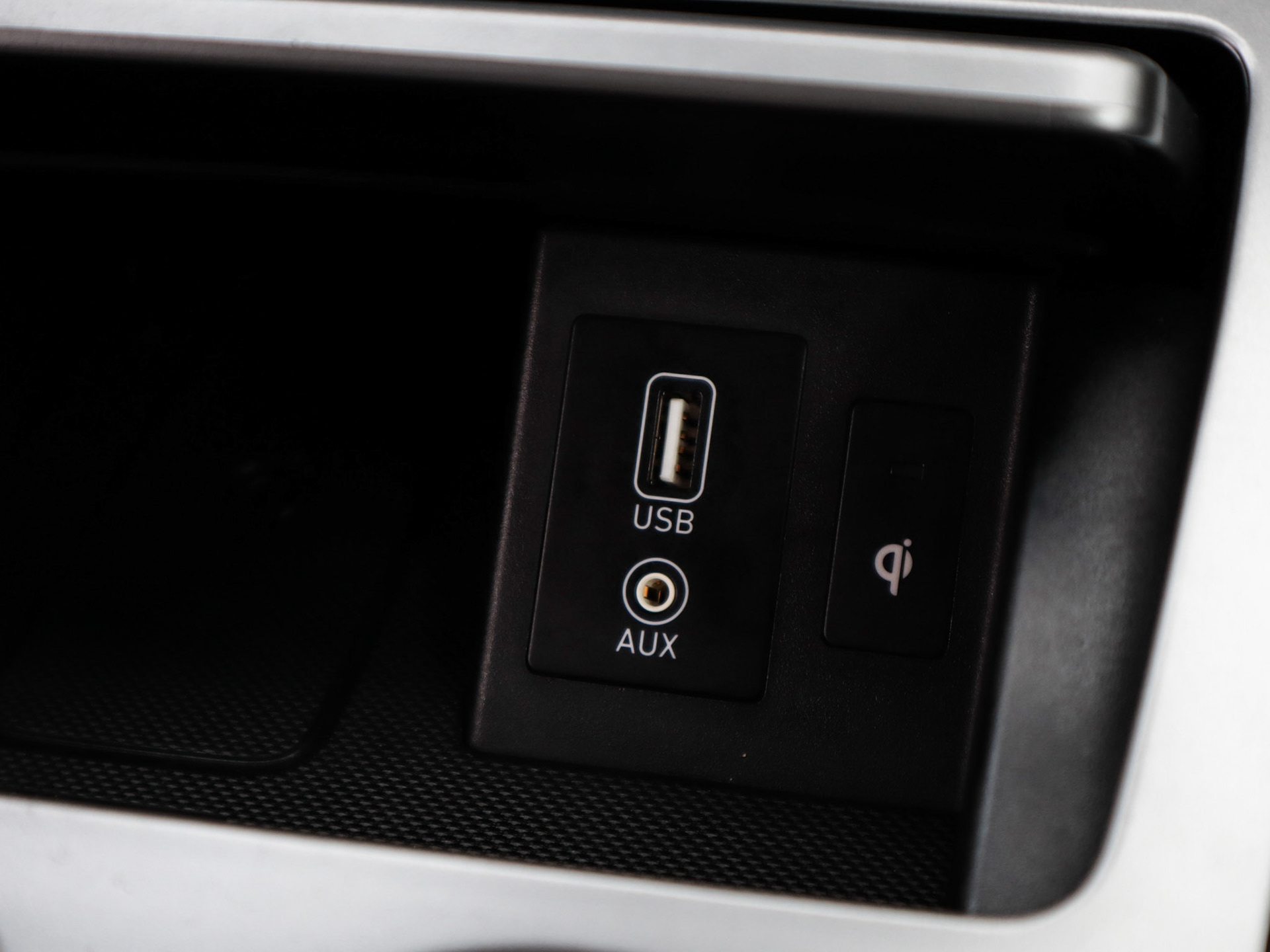 Aux en usb aansluiting