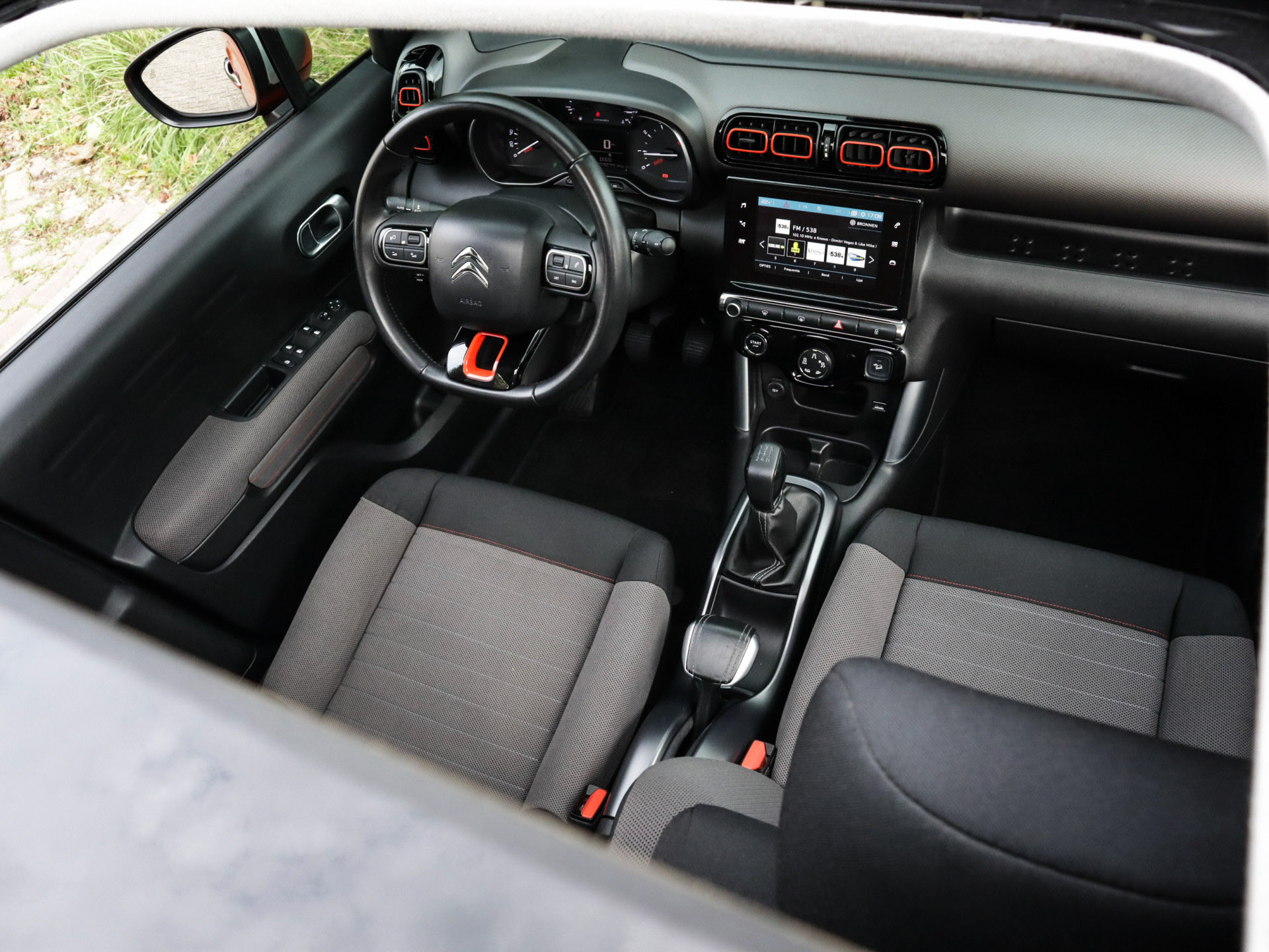 Interieur shot vanaf panoramadak