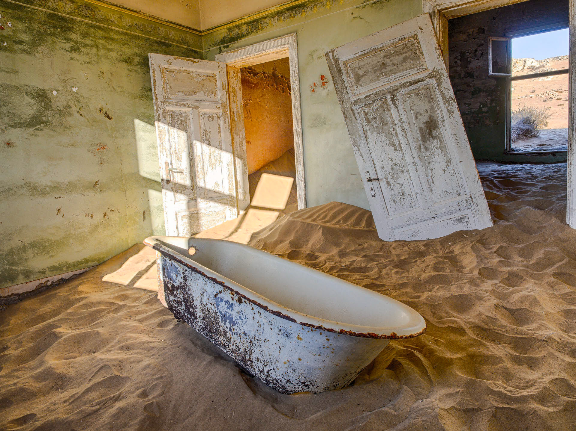 Kolmanskop Bath