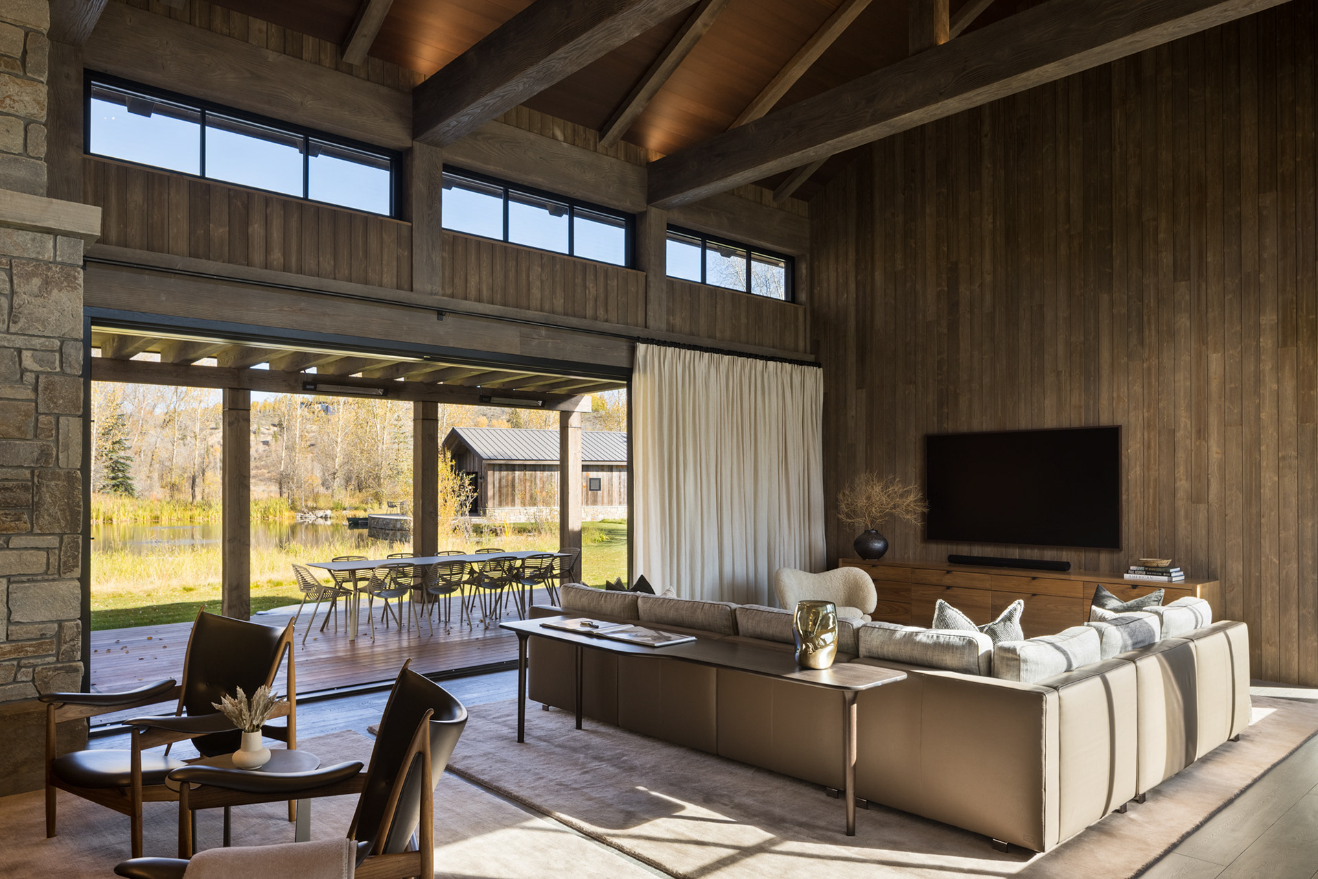 Design Associates Architects / JH Builders