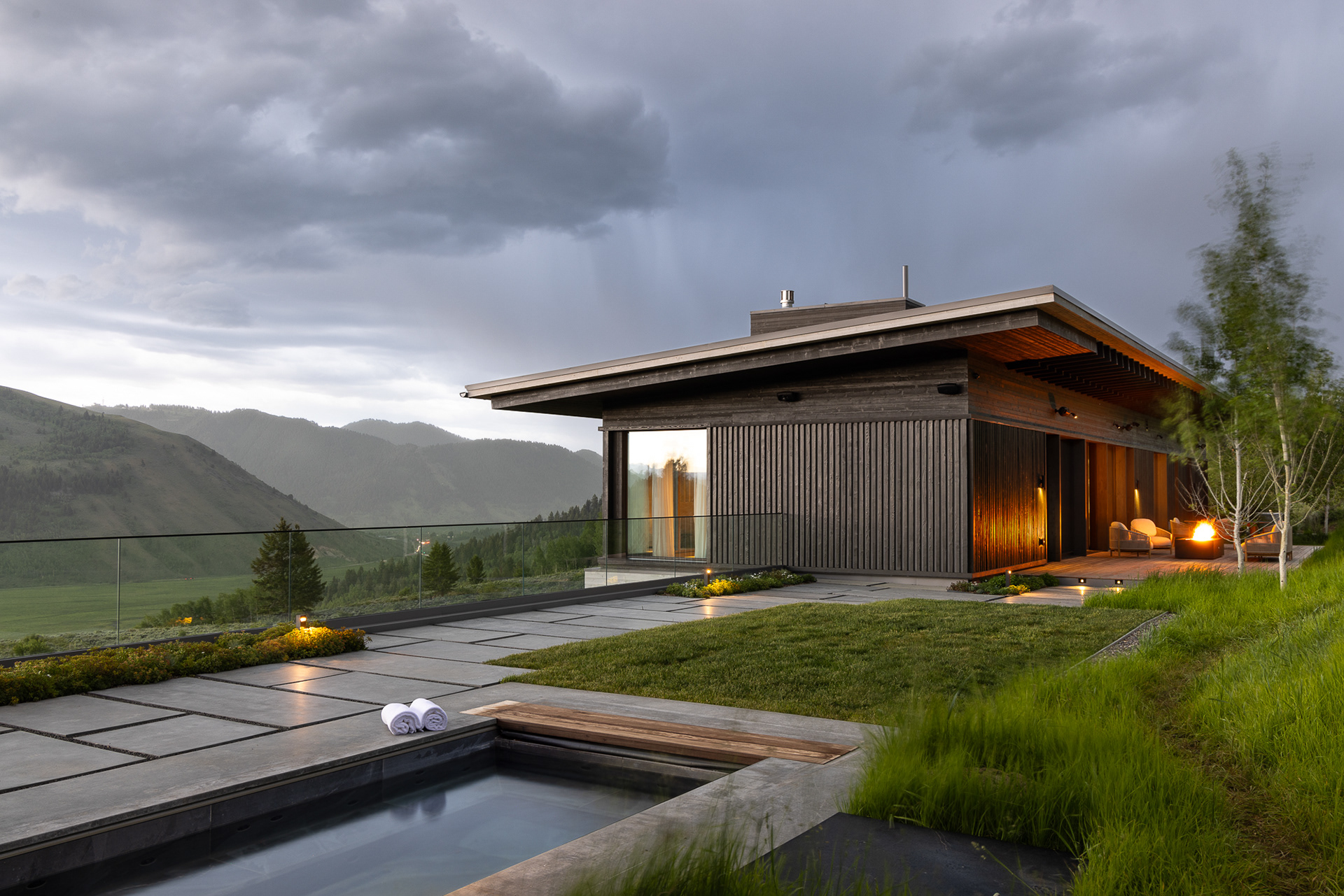 Sky House in Jackson Hole, Wyoming.  Photographer Aaron Kraft Krafty Photos.  Architectural design by Dieter Vander Velpen Architects and KT814 Architects, Architecture photography, interior design photography, jackson hole, Wyoming
