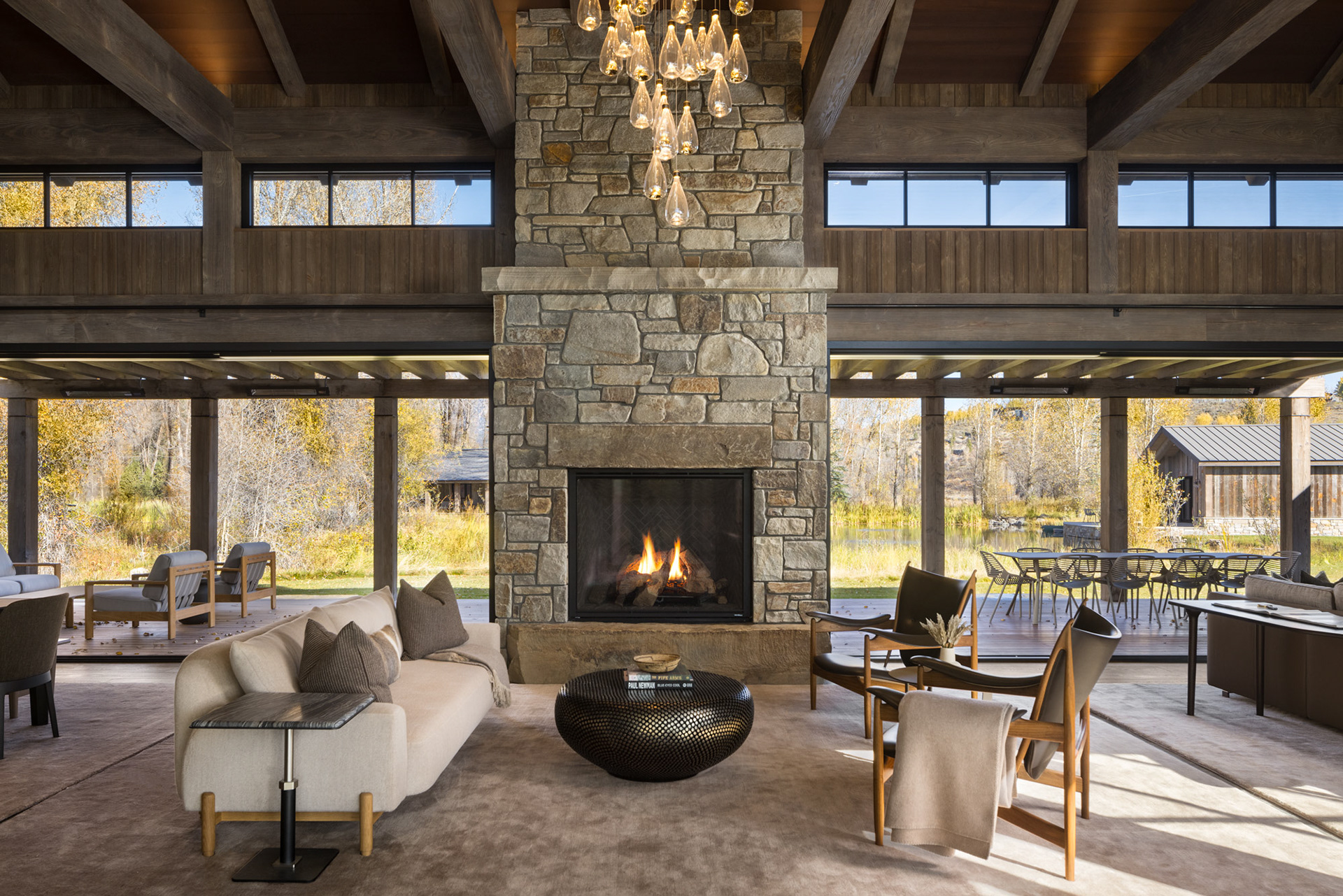 Design Associates Architects / JH Builders