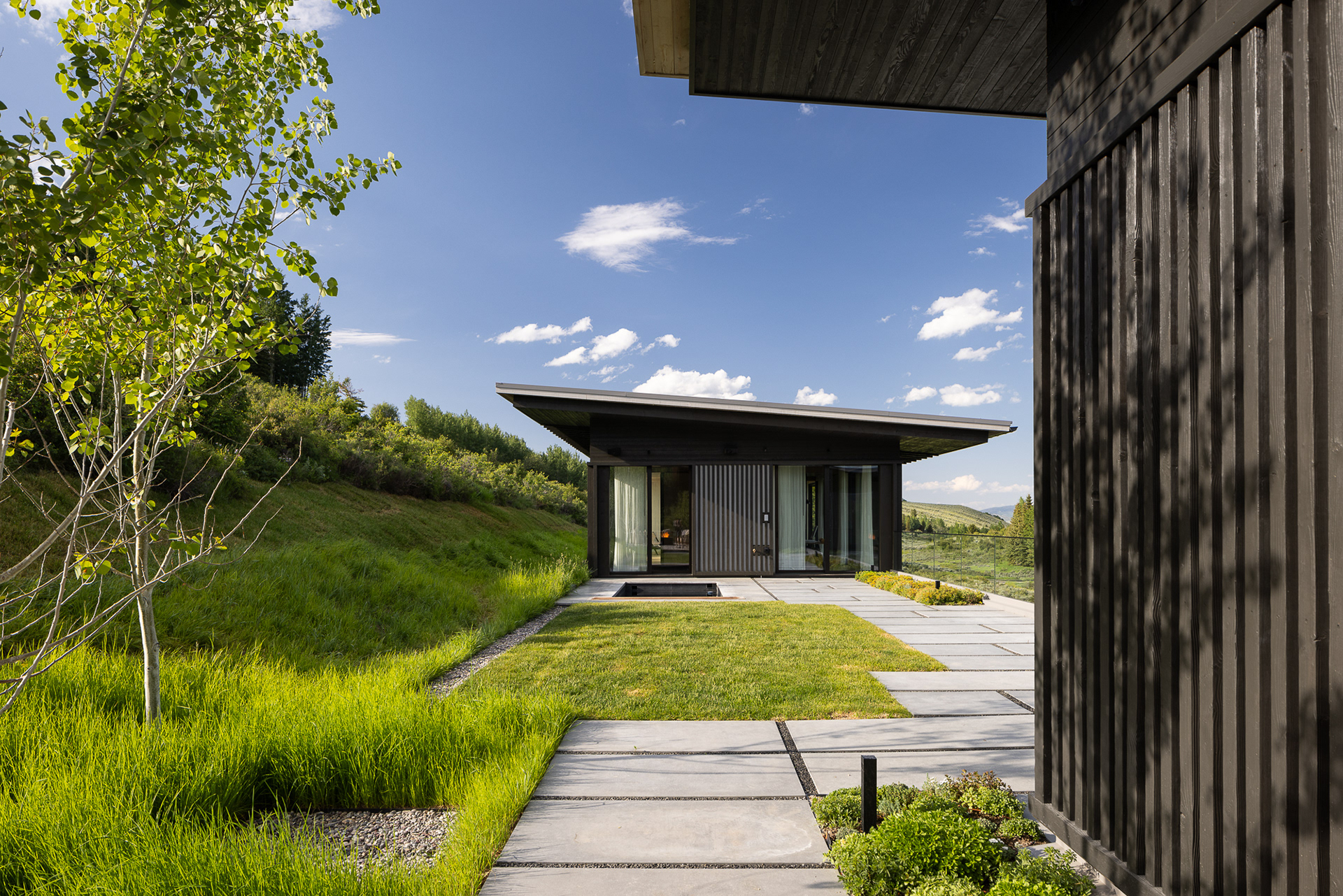 Sky House in Jackson Hole, Wyoming.  Photographer Aaron Kraft Krafty Photos.  Architectural design by Dieter Vander Velpen Architects and KT814 Architects, Architecture photography, interior design photography, jackson hole, Wyoming