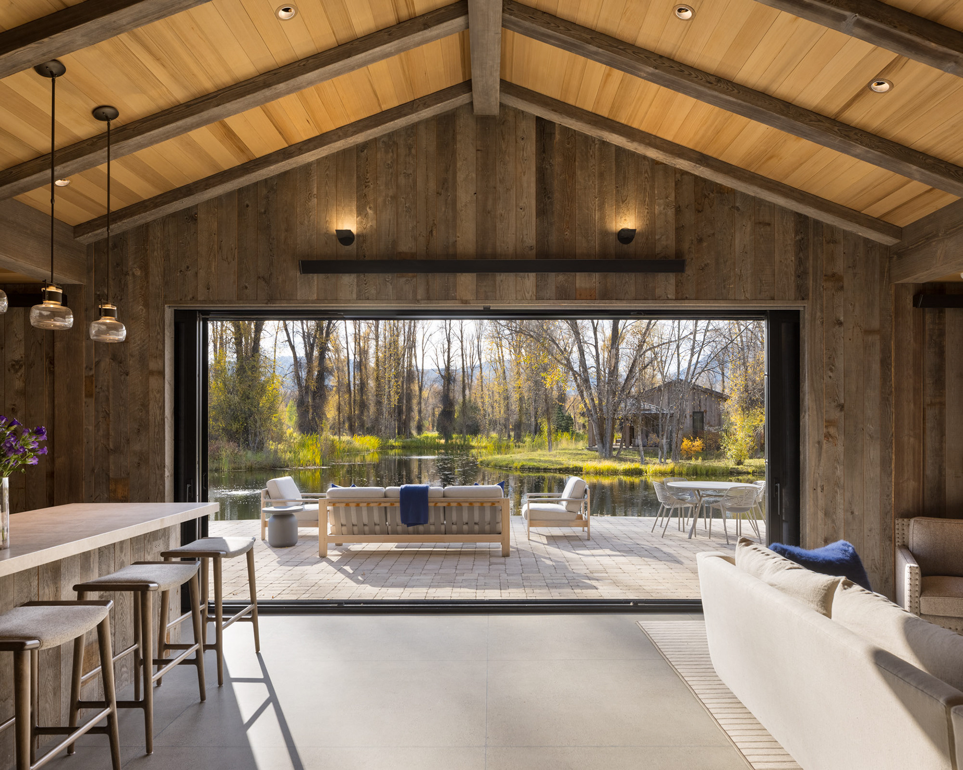 Design Associates Architects / JH Builders