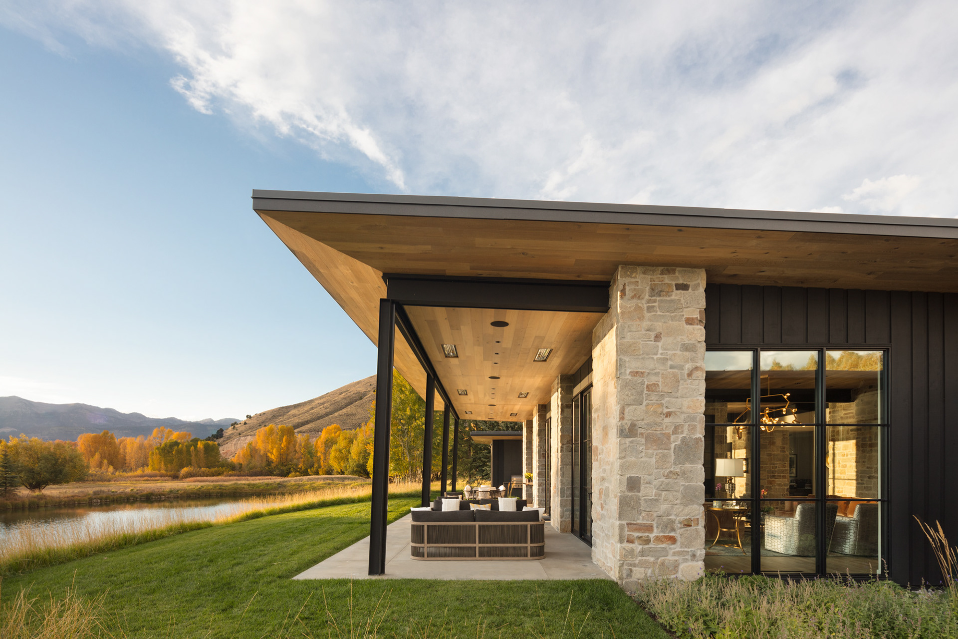 MB Architects / Creative Building Solutions / Nye Design