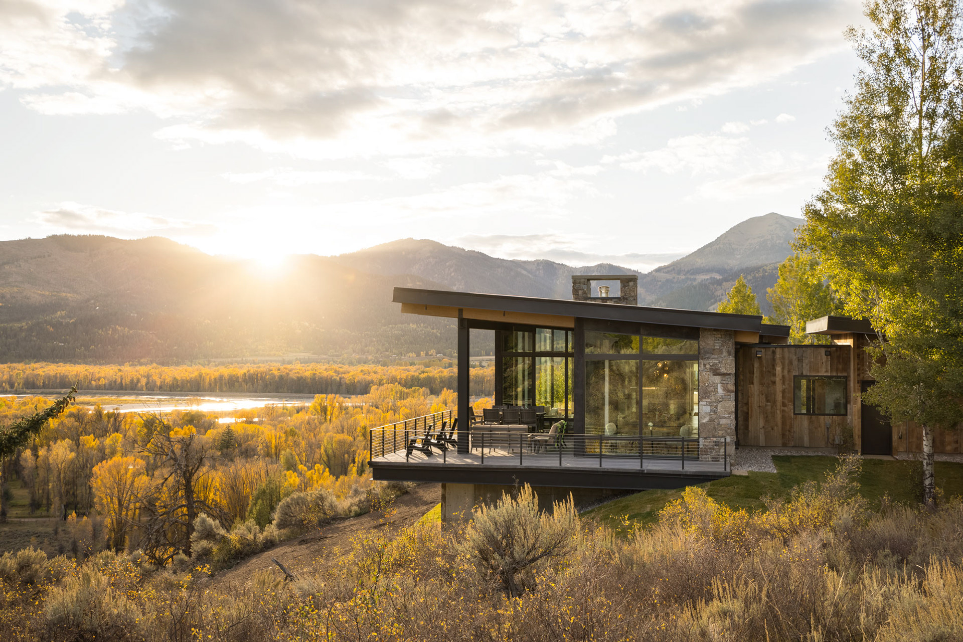 Studio 307 / Teton Heritage Builders