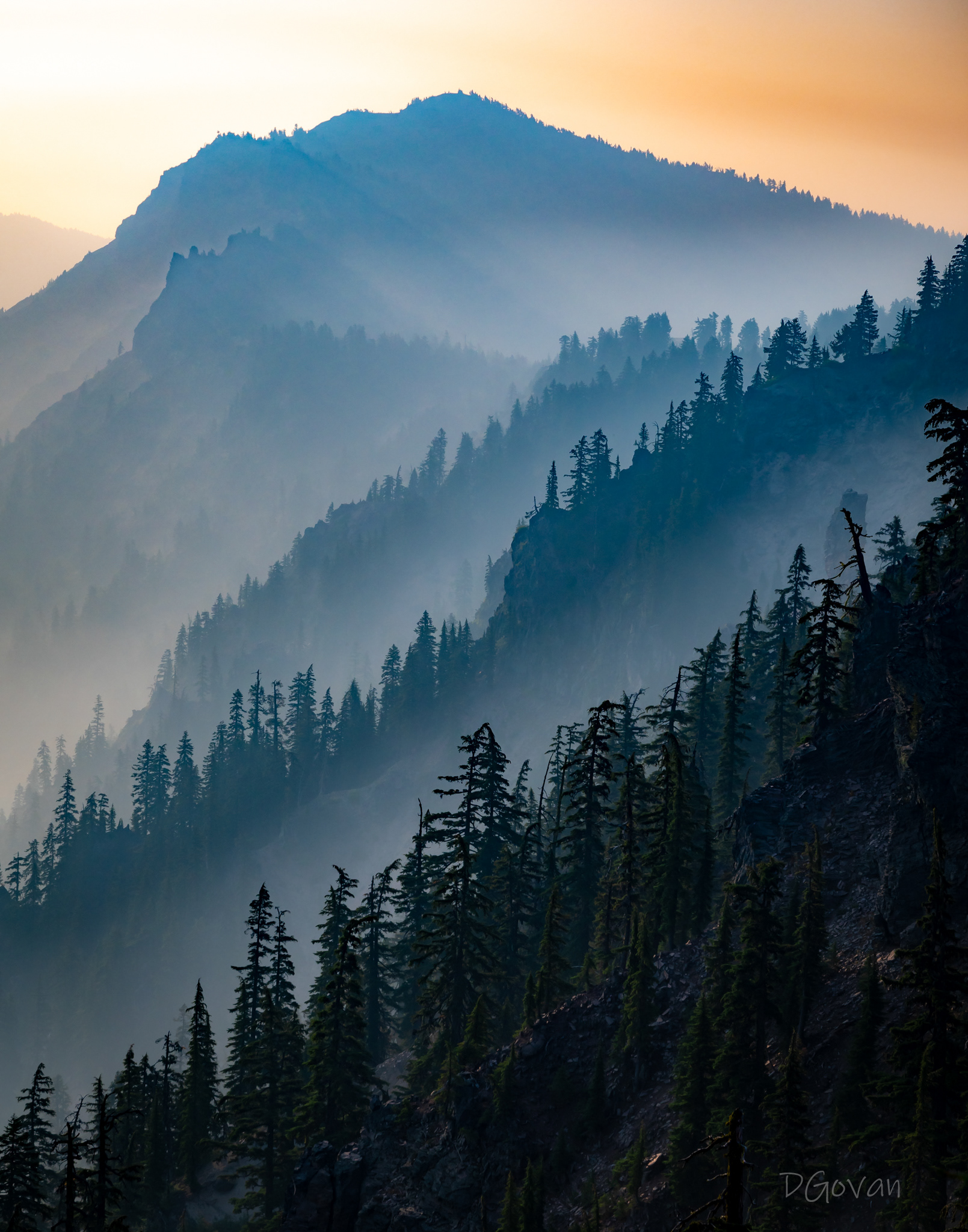 Smoky Peaks - Crater Lake