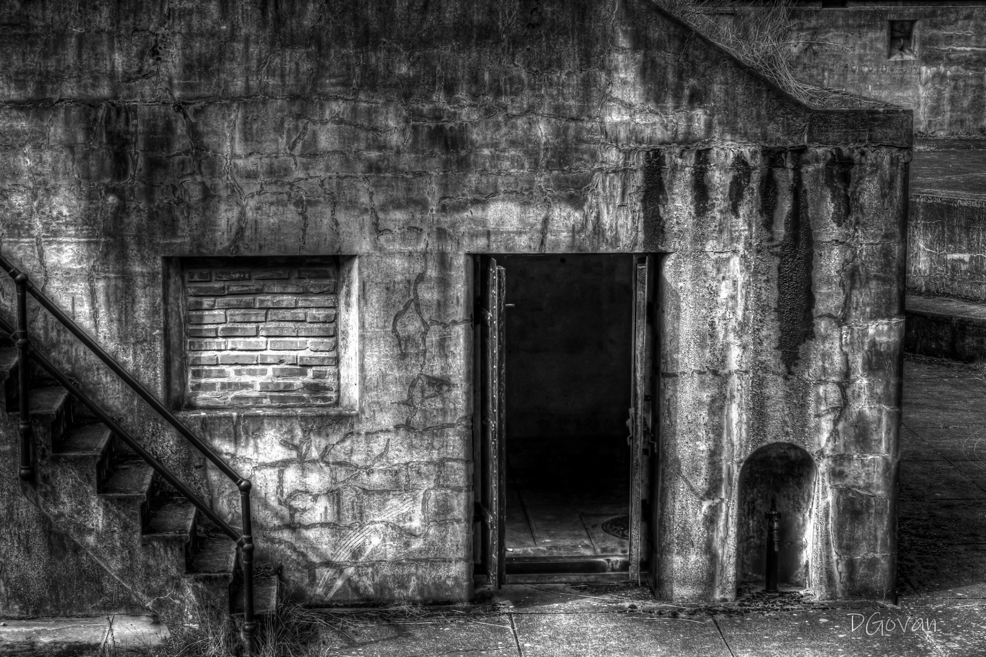 Dark Chamber - Fort Flagler WA
