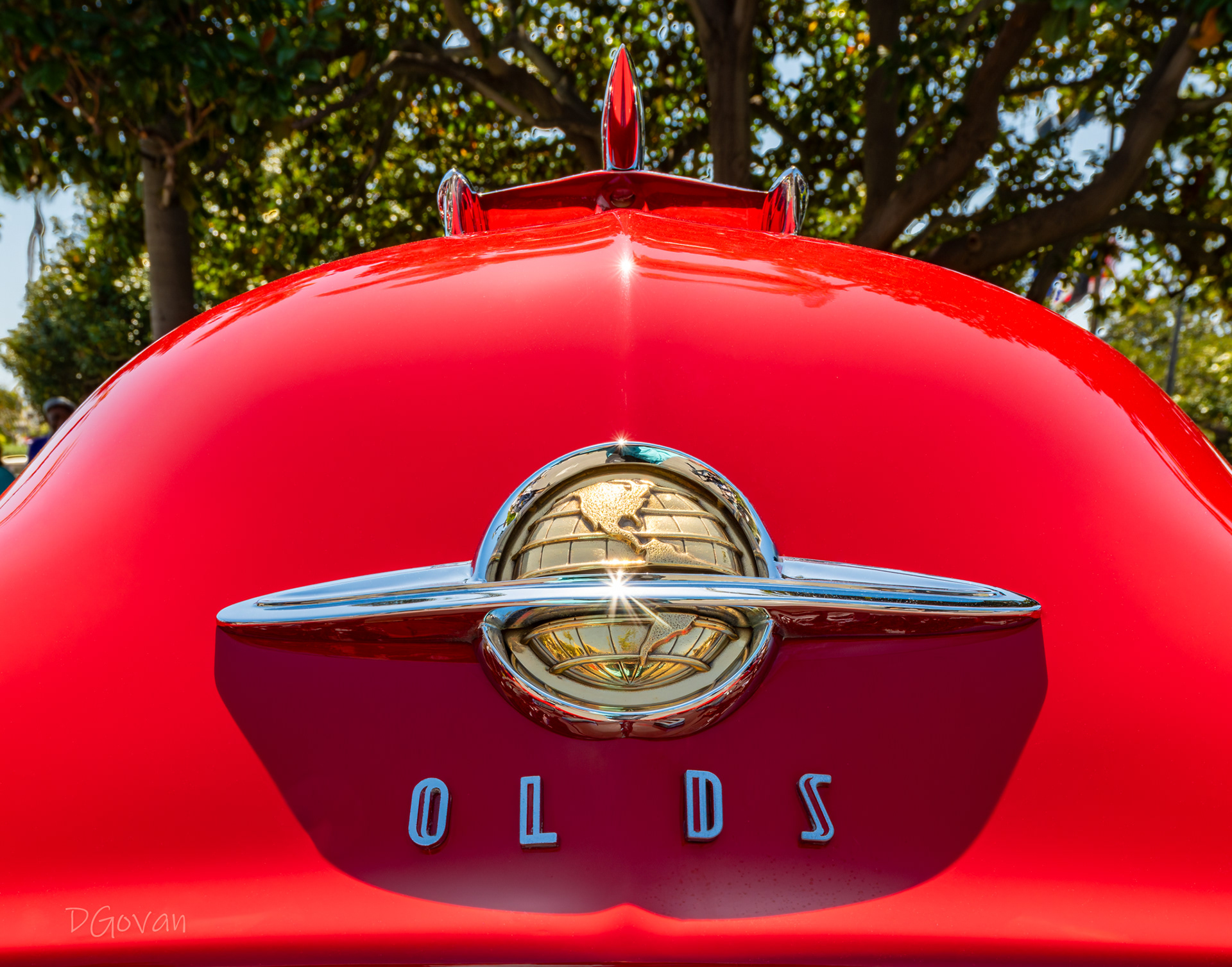 1950 Olds Emblem