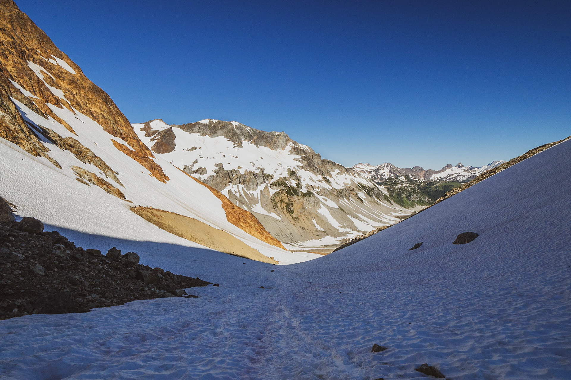 Lyman Glacier (2,096m) - Shoulder of Chiwawa Mountain, Cloudy Pass and Sitting Bull beyond.  Glacier Peak Wilderness.