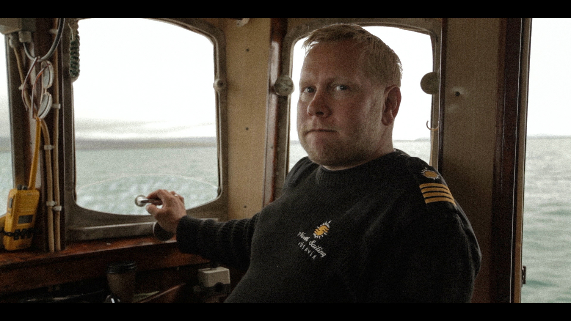 Série web documentaire "Hello Iceland" sur une aventure de deux semaines en Islande réalisé par Jean-Louis Guichaoua et Gaël Soucheleau.