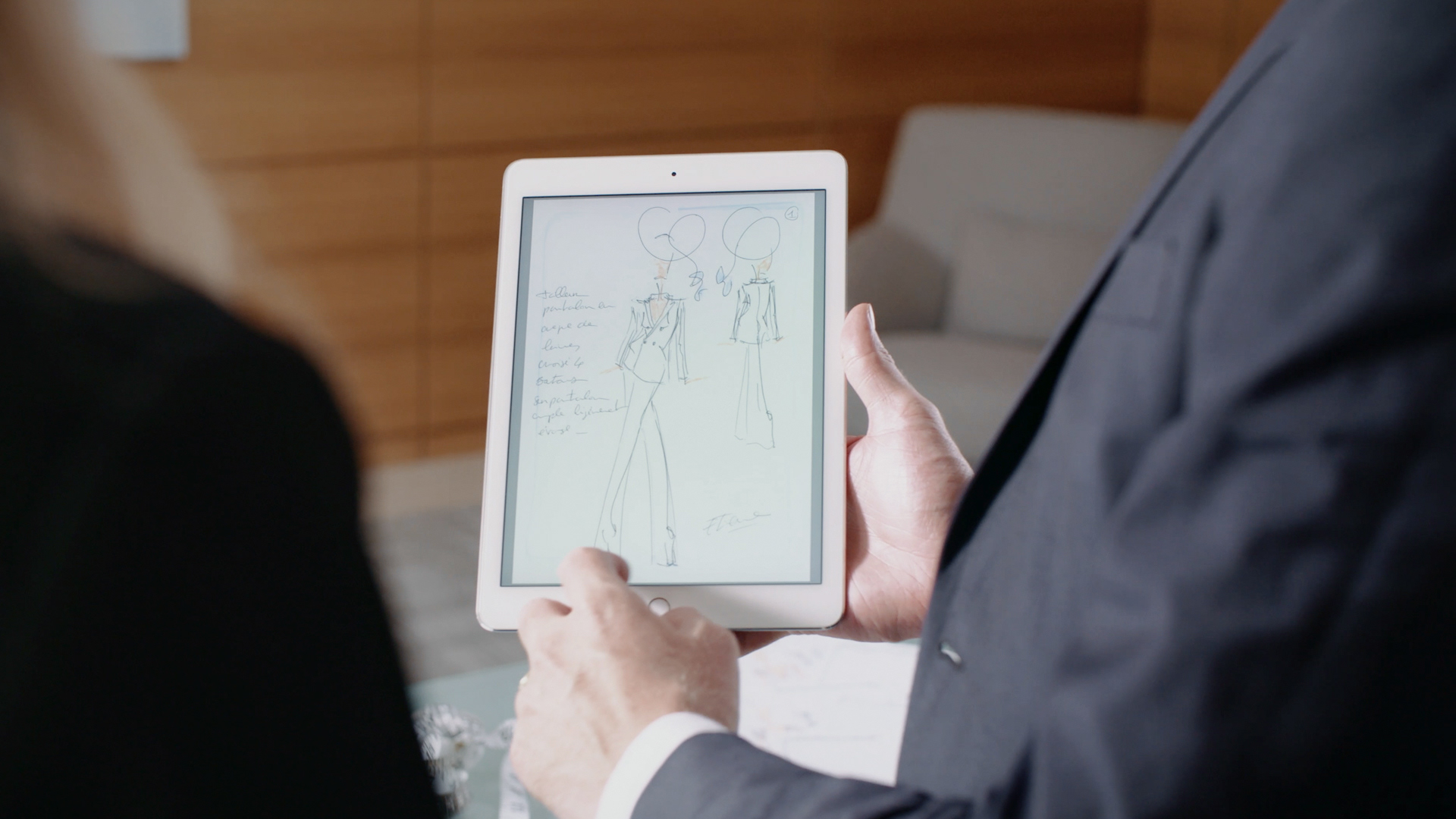 Spot publicitaire pour la banque NEUFLIZE OBC produit par la société TOUT LE MONDE AIME LES PINGOUINS.