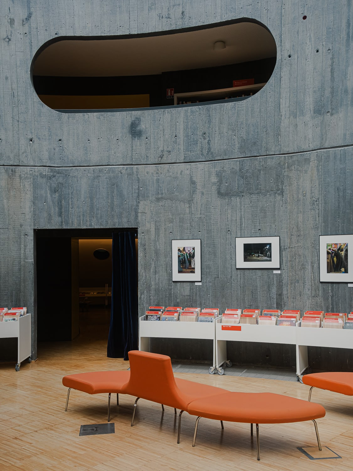 Bibliothèque Oscar Niemeyer