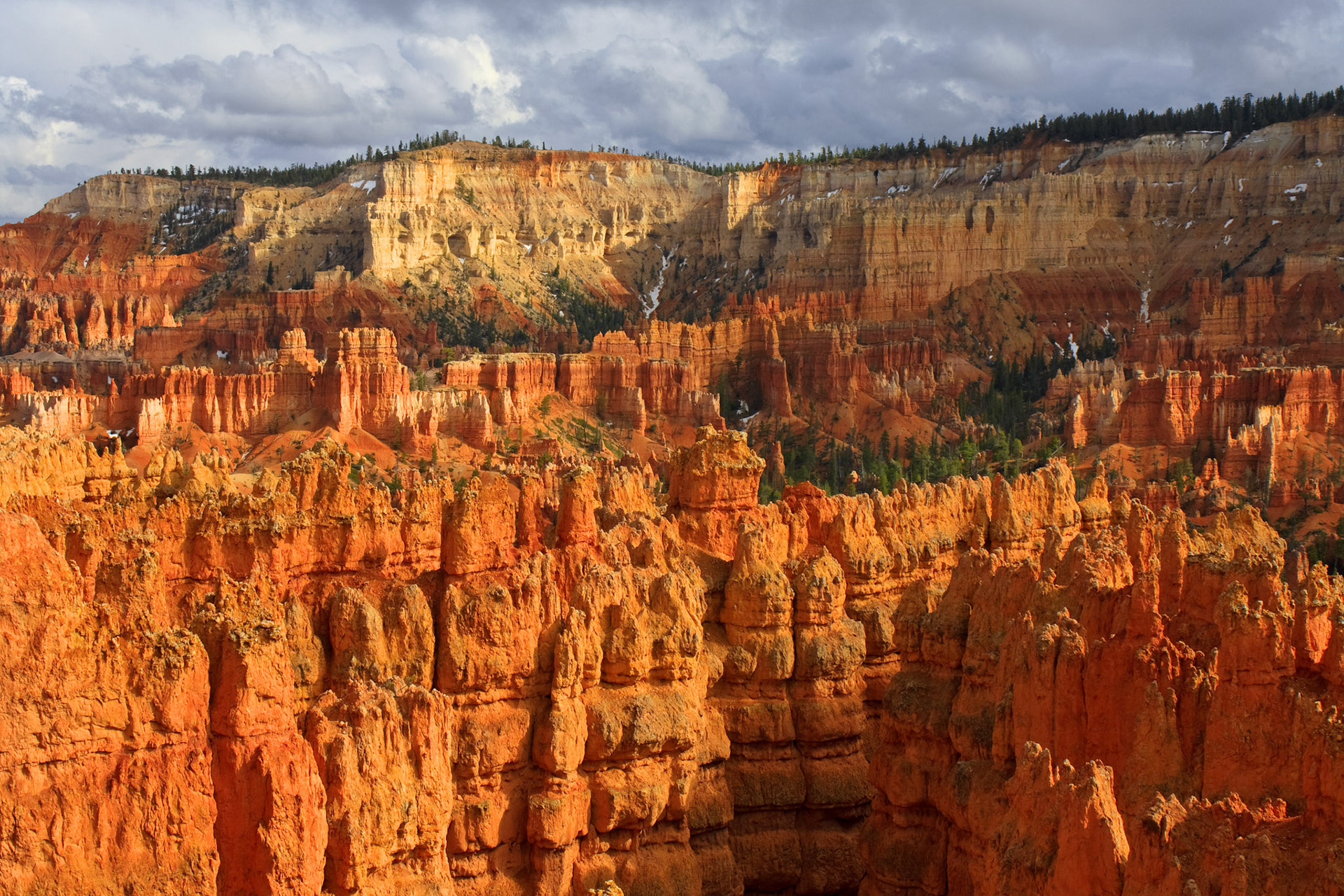 At the top of the Navajo Loop Trail, Bryce Canyon National Park, Utah