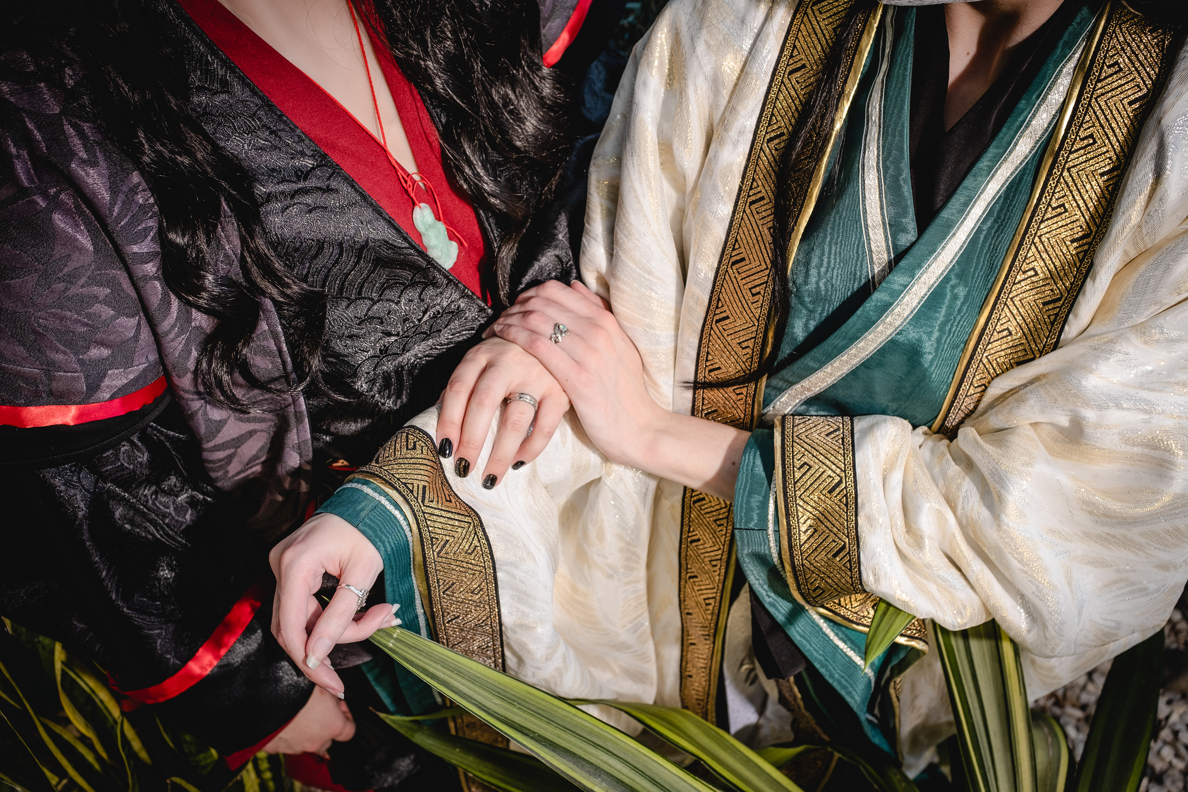 @toko_bird (L), @jouskabeck (R)