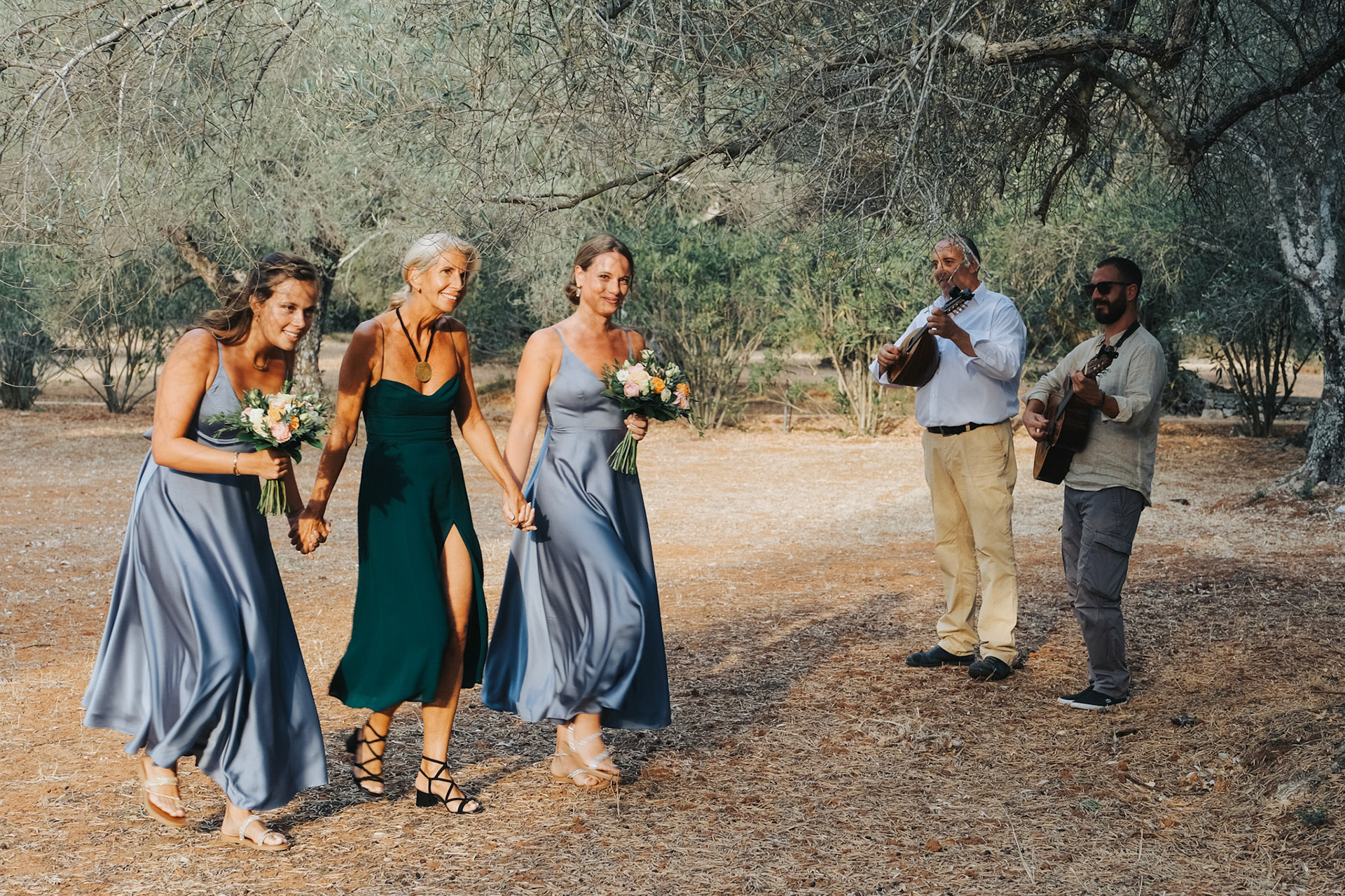 outdoor olive tree wedding in Greece. 2021