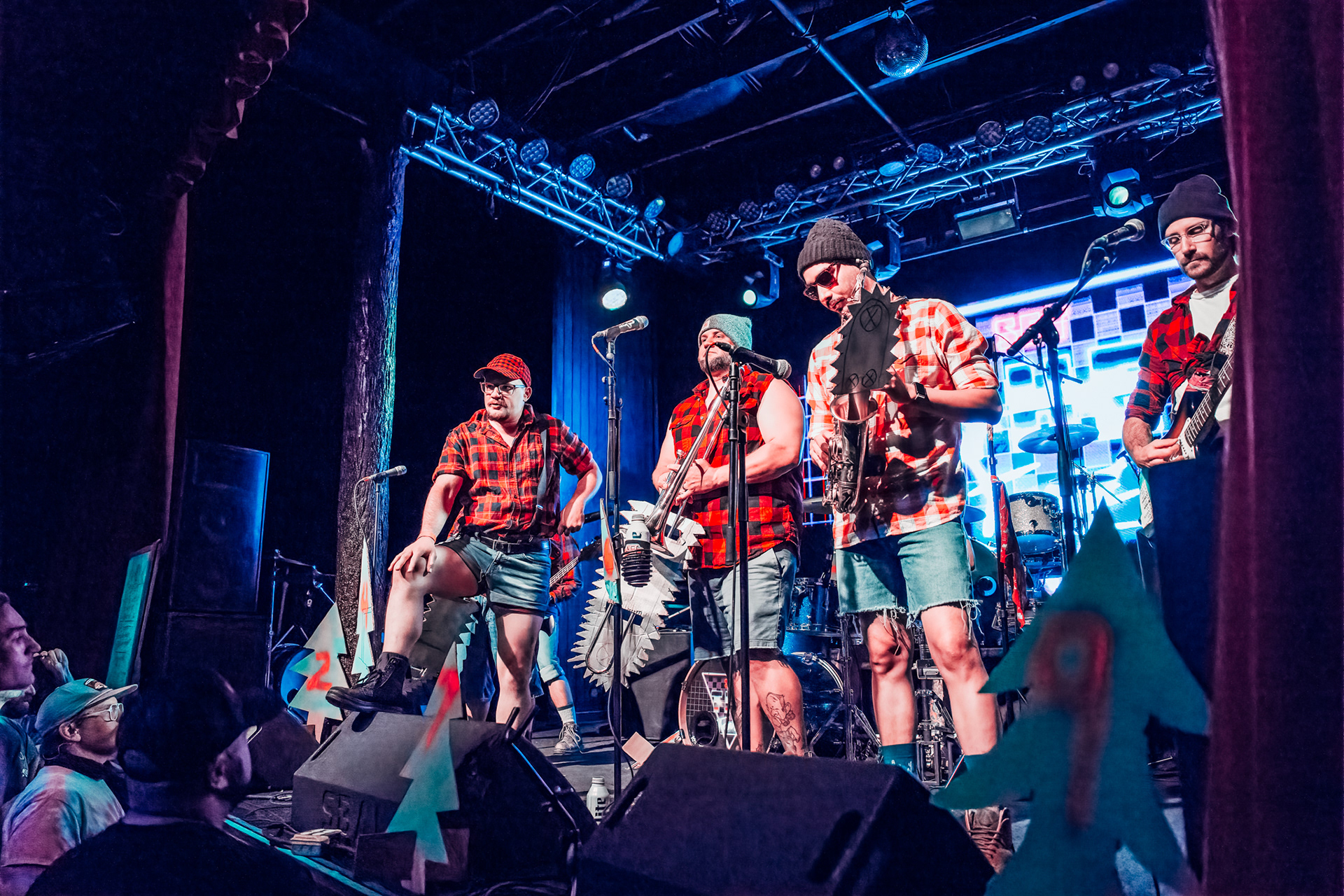 Set The Tone @ Trees