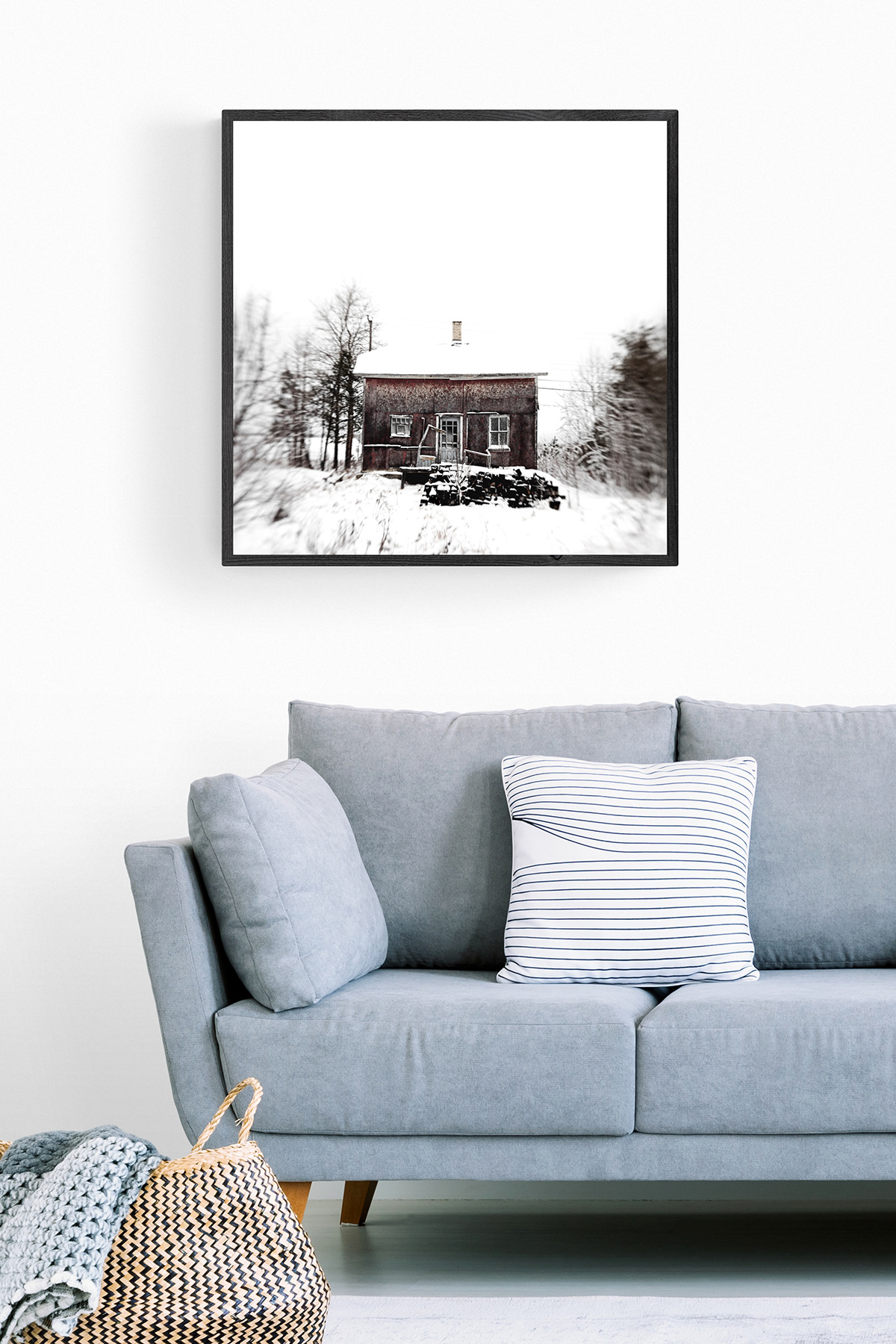 Maison no. 50, Sayabec, Gaspésie human less I, 2010 | 30x30po. | Édition 002/005 + 1 E.A. | Encadré, verre standard | 1750 $