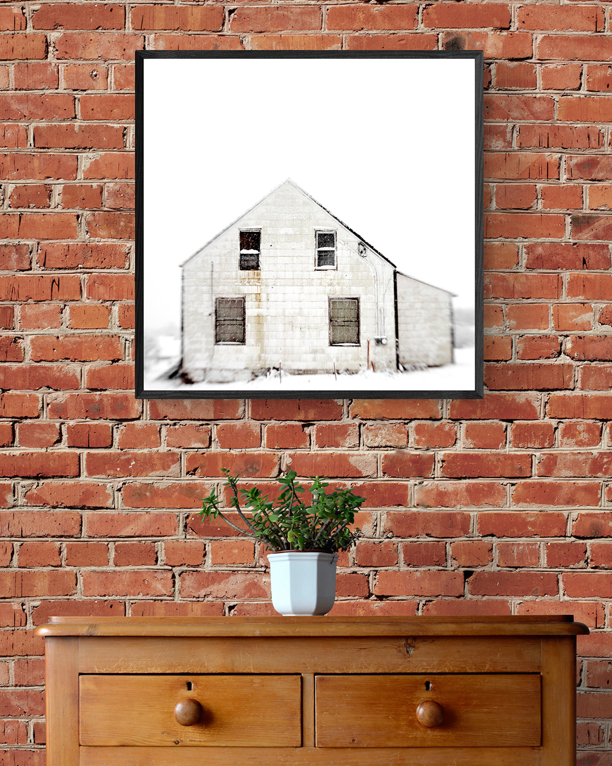 Maison no. 42, Paspébiac, Gaspésie human less I, 2010 | 30x30po. | Édition 002/005 + 1 E.A. | Encadré, verre standard | 1750 $