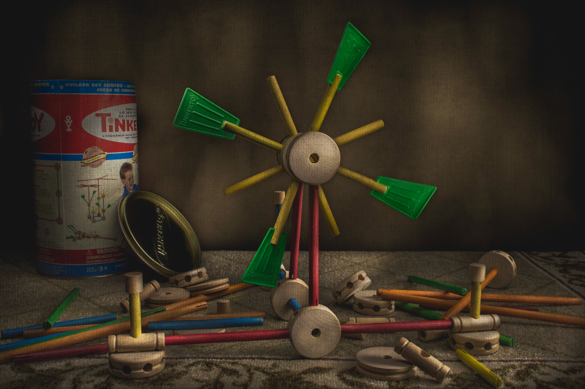 A rainy day tinkertoy project