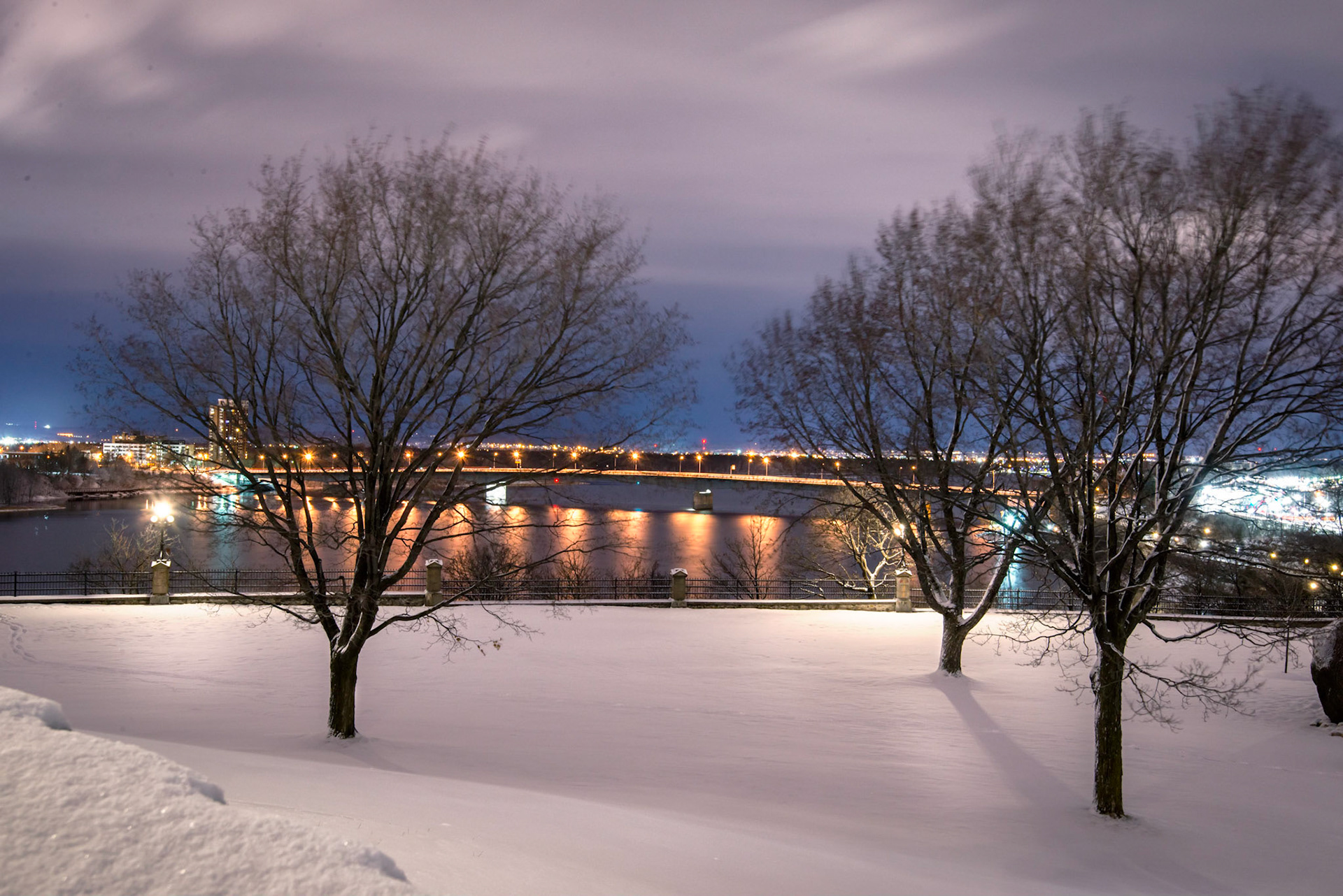 A view of the MacDonald-Cartier Bridge from Nepean Point