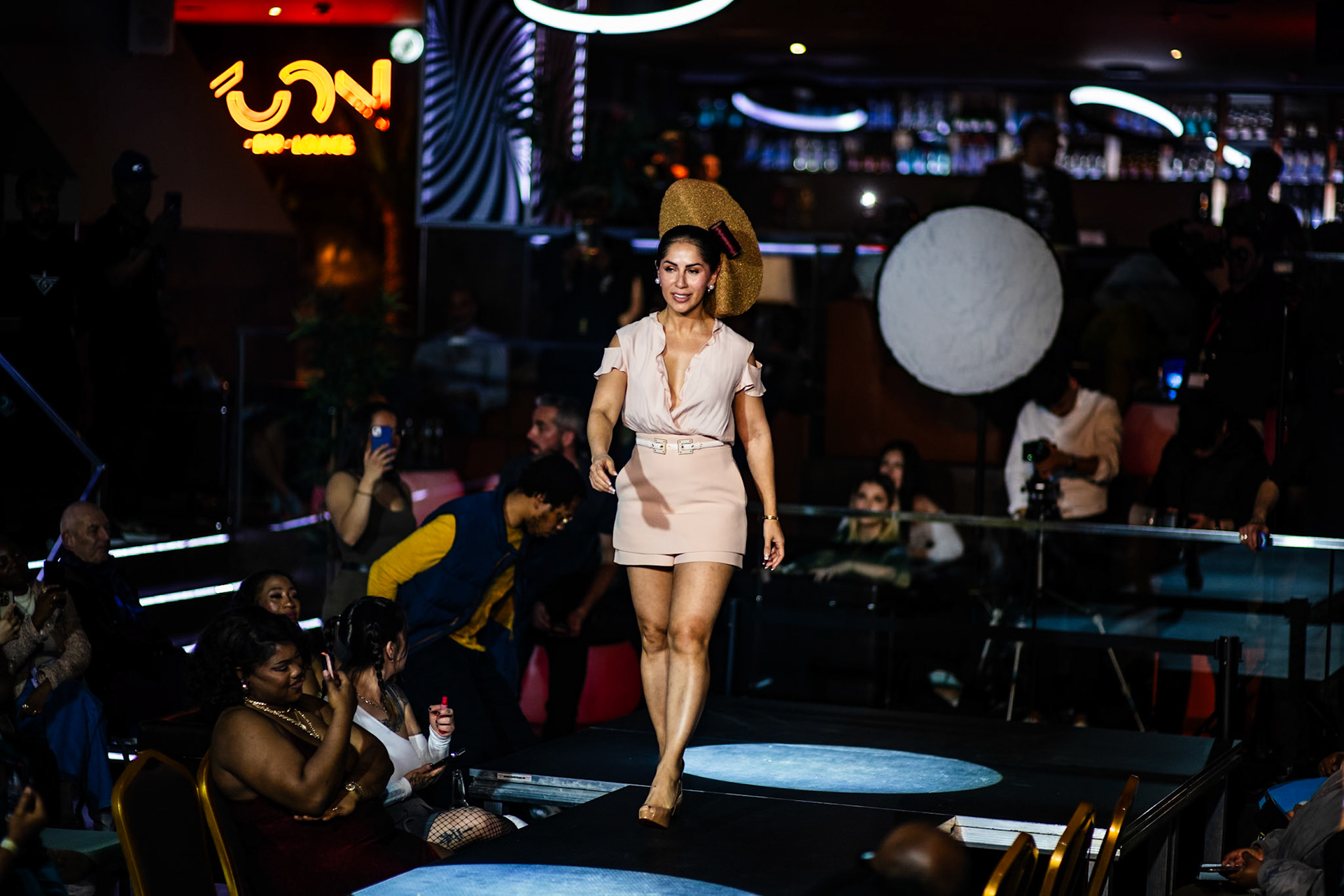 Coiffure Artistique, Basel - Josette-Iréne Madjiouroum