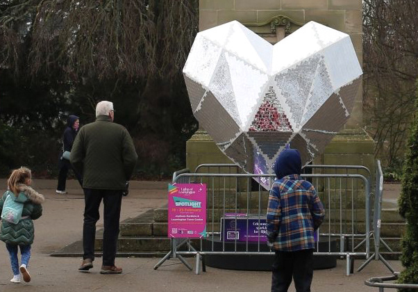 Disco heart in the park!