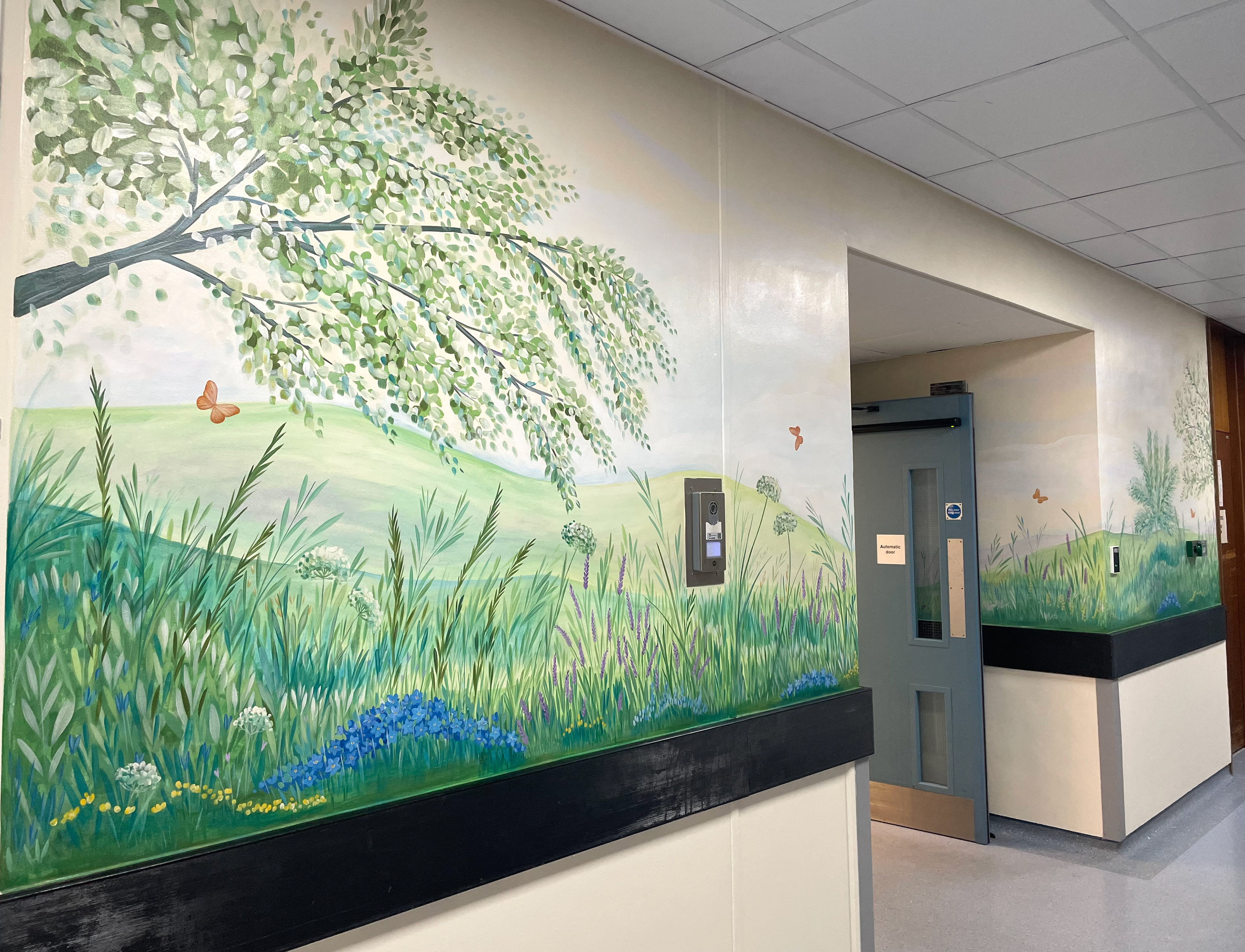 Mural outside ITU Leceister Royal Infimary