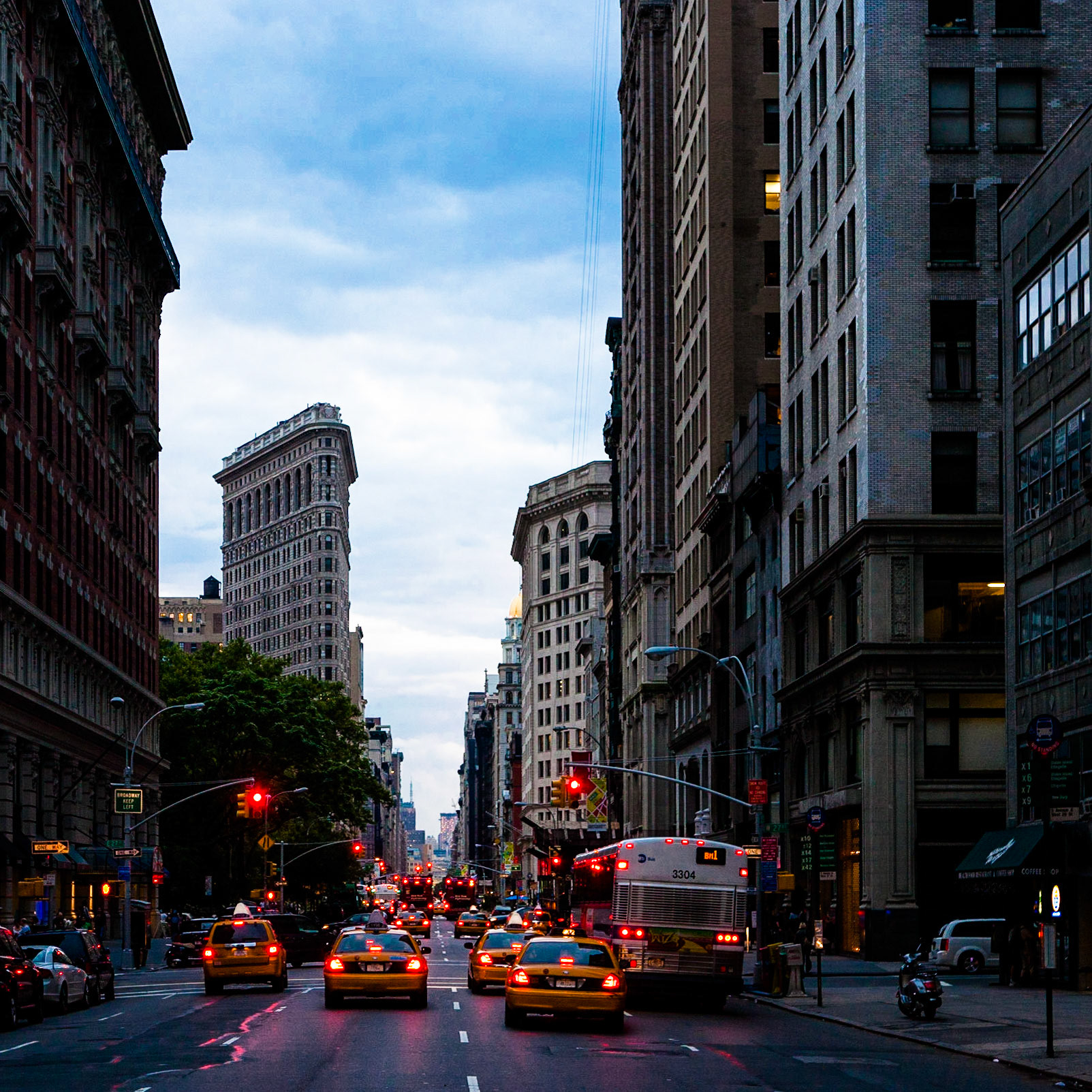 abendlicher Blick auf das Flatiron Building