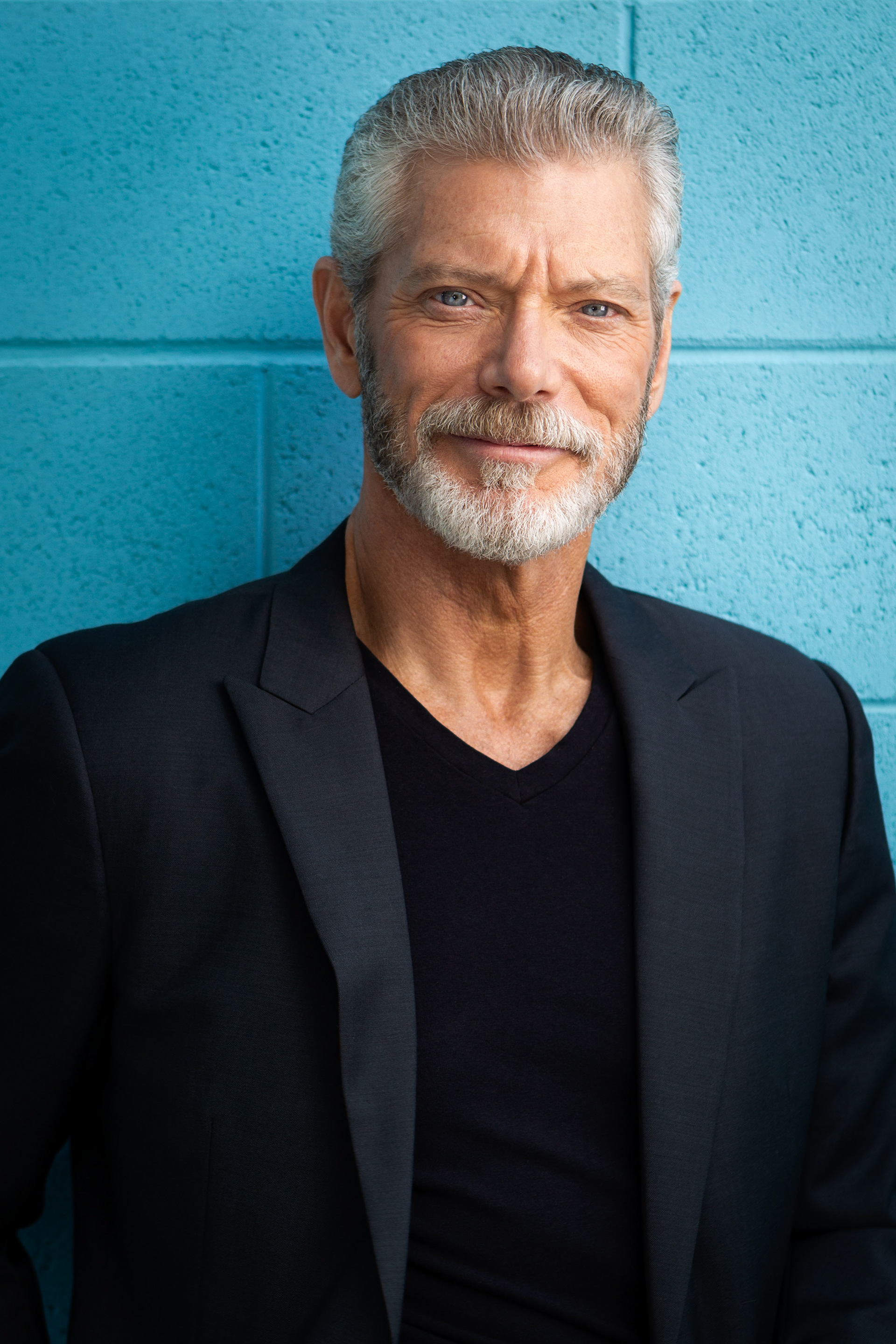 STEPHEN LANG - LA TIMES