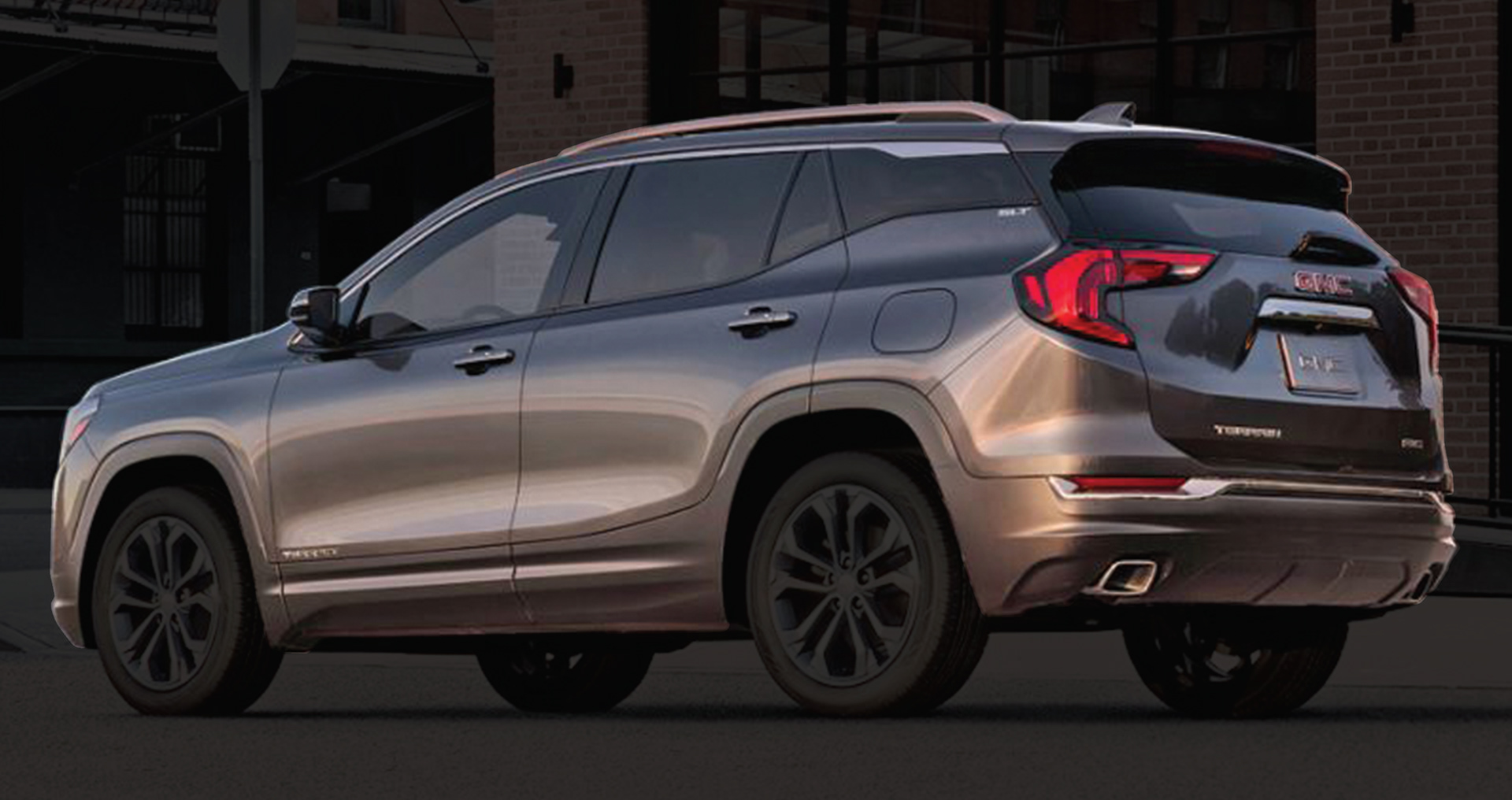 Scales and early theme modeling.