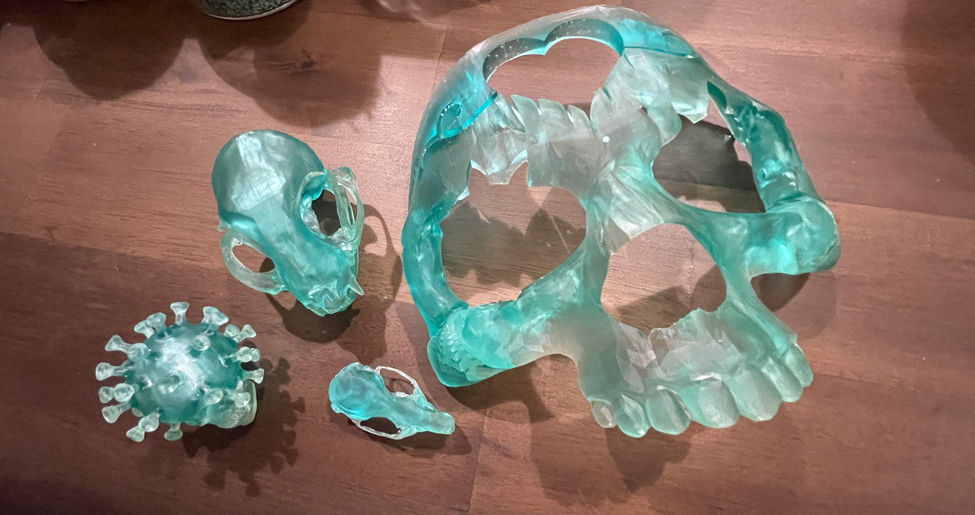Thingiverse sourced skulls, print setting allow for little to no clean up for final models.
