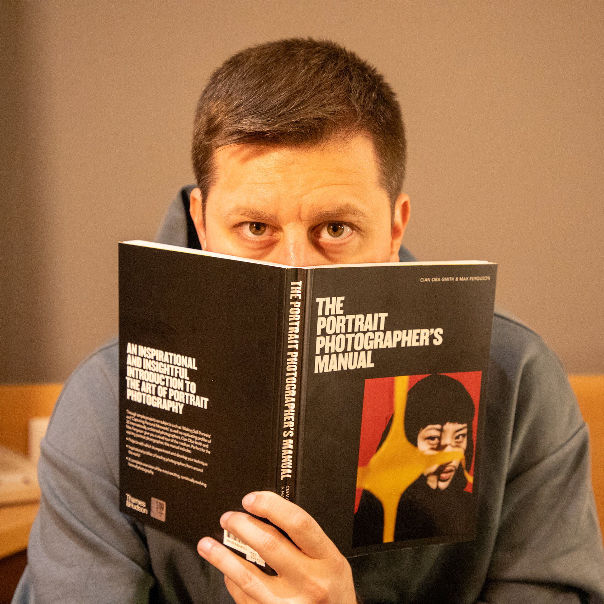 Benden Başka - Bir Otoportre Projesi Proje Fotoğrafı Emre Bastıyalı