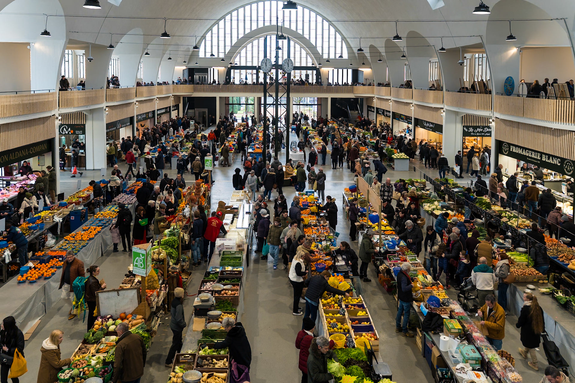 marché couvert (après les travaux)