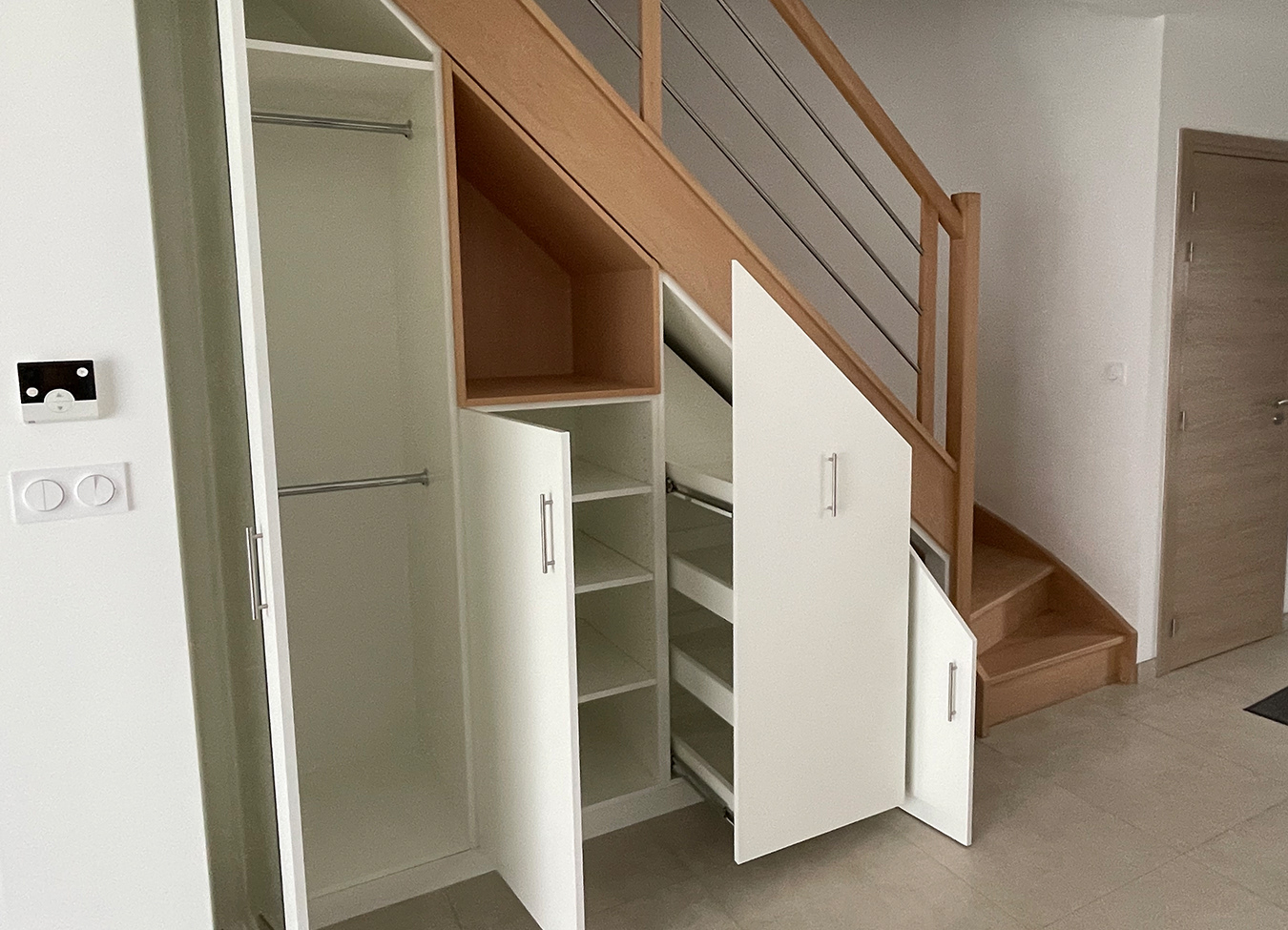 Aménagement sous escalier