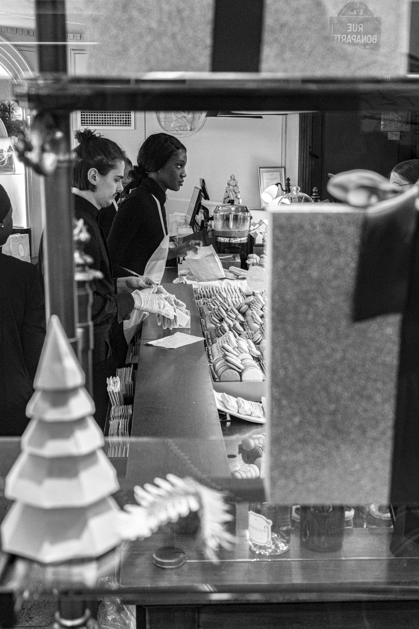 La Durée, Paris, France · January 3, 2024 · Nikon Z 9 · Nikkor Z 50mm f/1.2 S · 1/100 sec f/9.0 ISO 8000