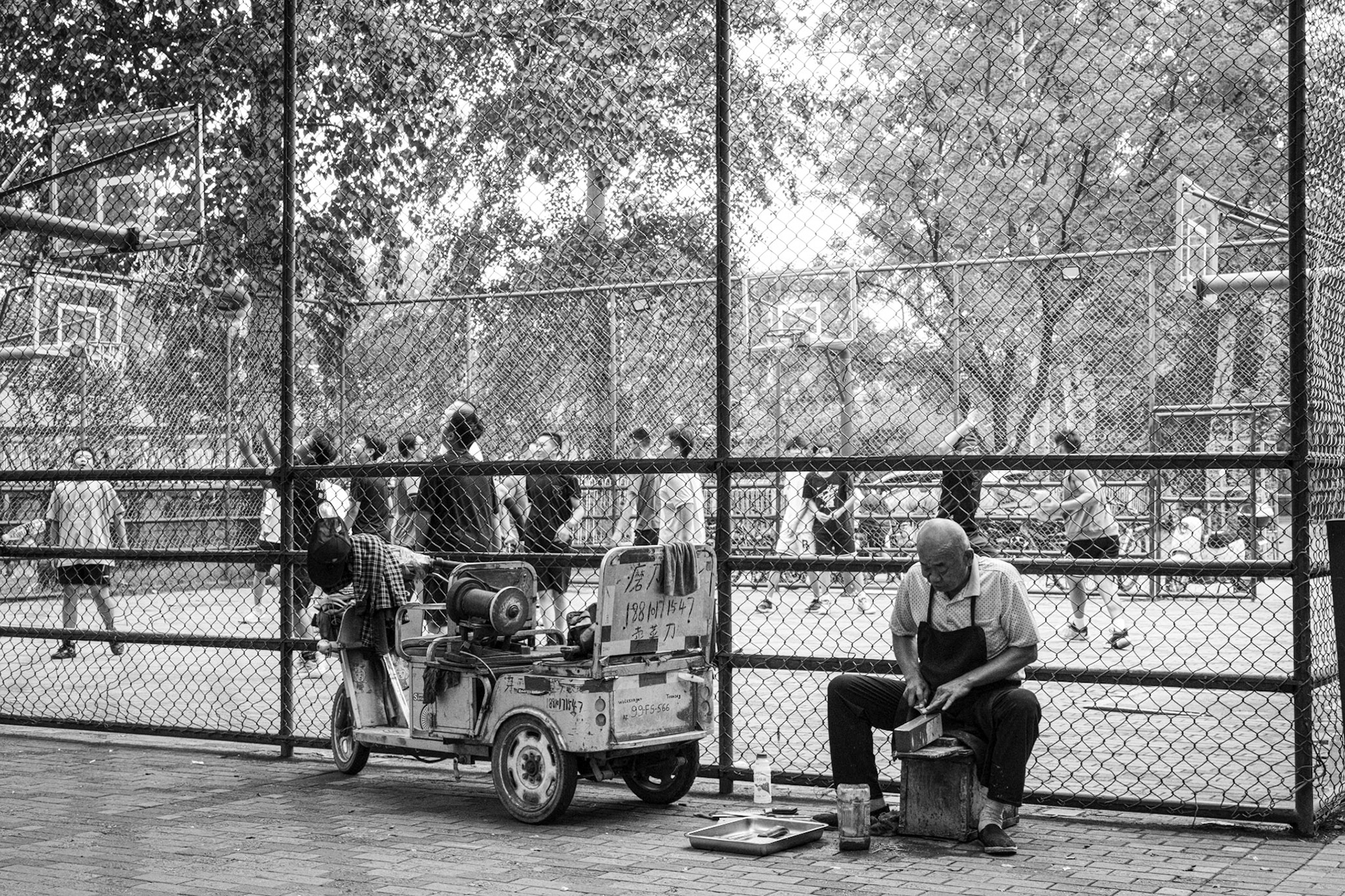 Beijing, China · September 10, 2023 · Nikon Z 9 · Nikkor Z 50 mm f/1.2 S · 1/100 sec f/10 ISO 5600