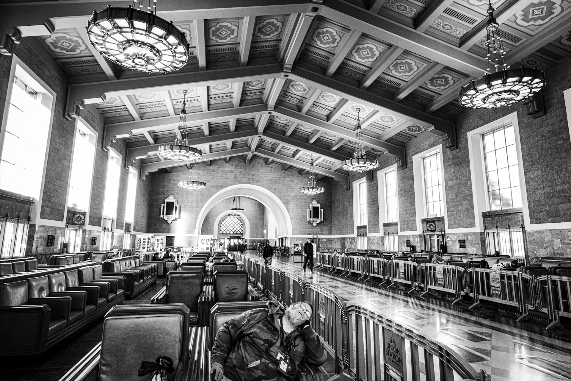 Union Station, LosAngeles, California, USA · November 11, 2022 · Nikon Z 9 · Nikkor Z 20 mm f/1.8 S · 1/25 sec f/8.0 ISO 1600