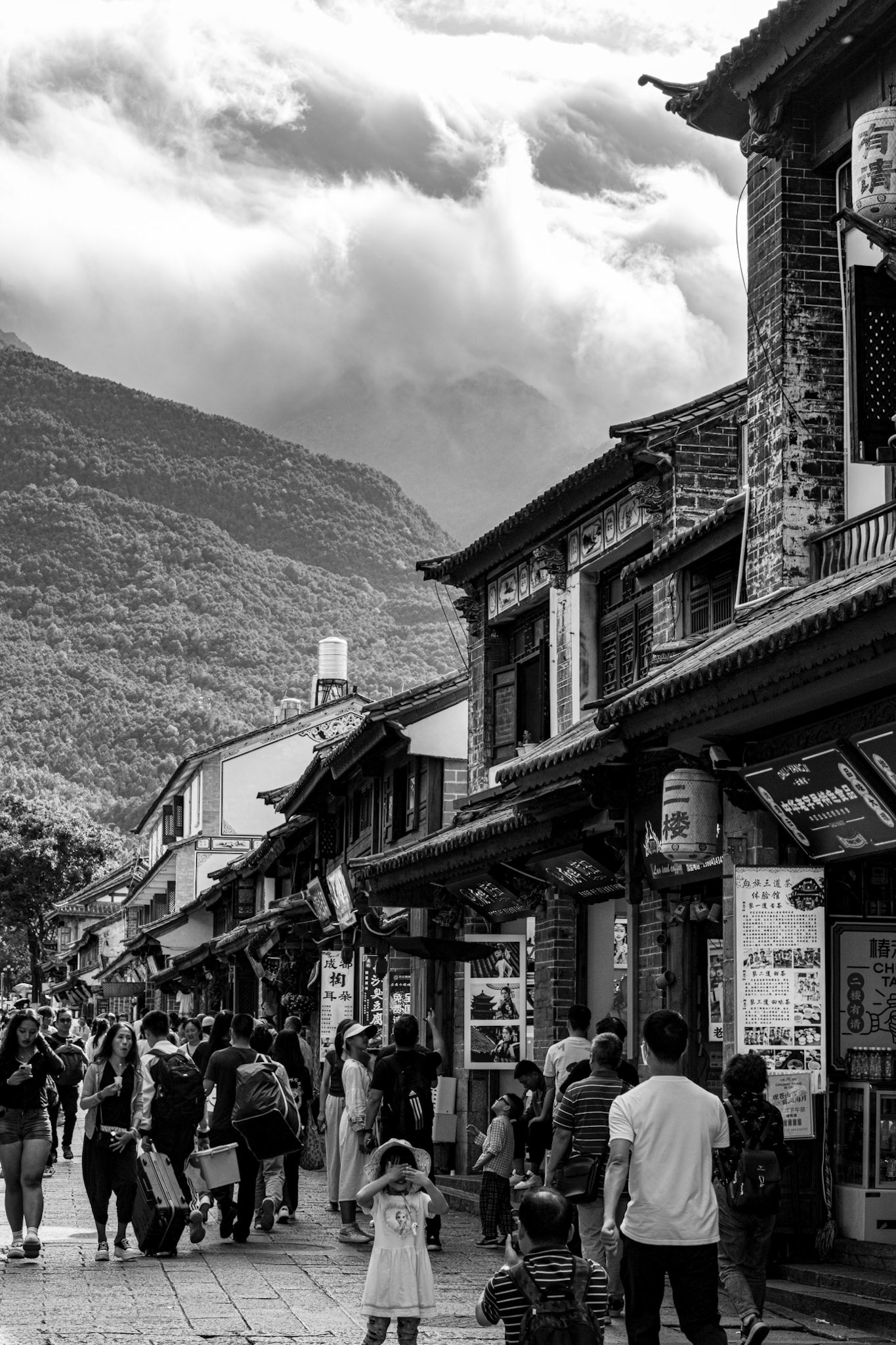 Dali, Yunnan Province, China · July 13, 2023 · Nikon Z 9 · Nikkor Z 20 mm f/1.8 S · 1/250 sec f/16 ISO 500