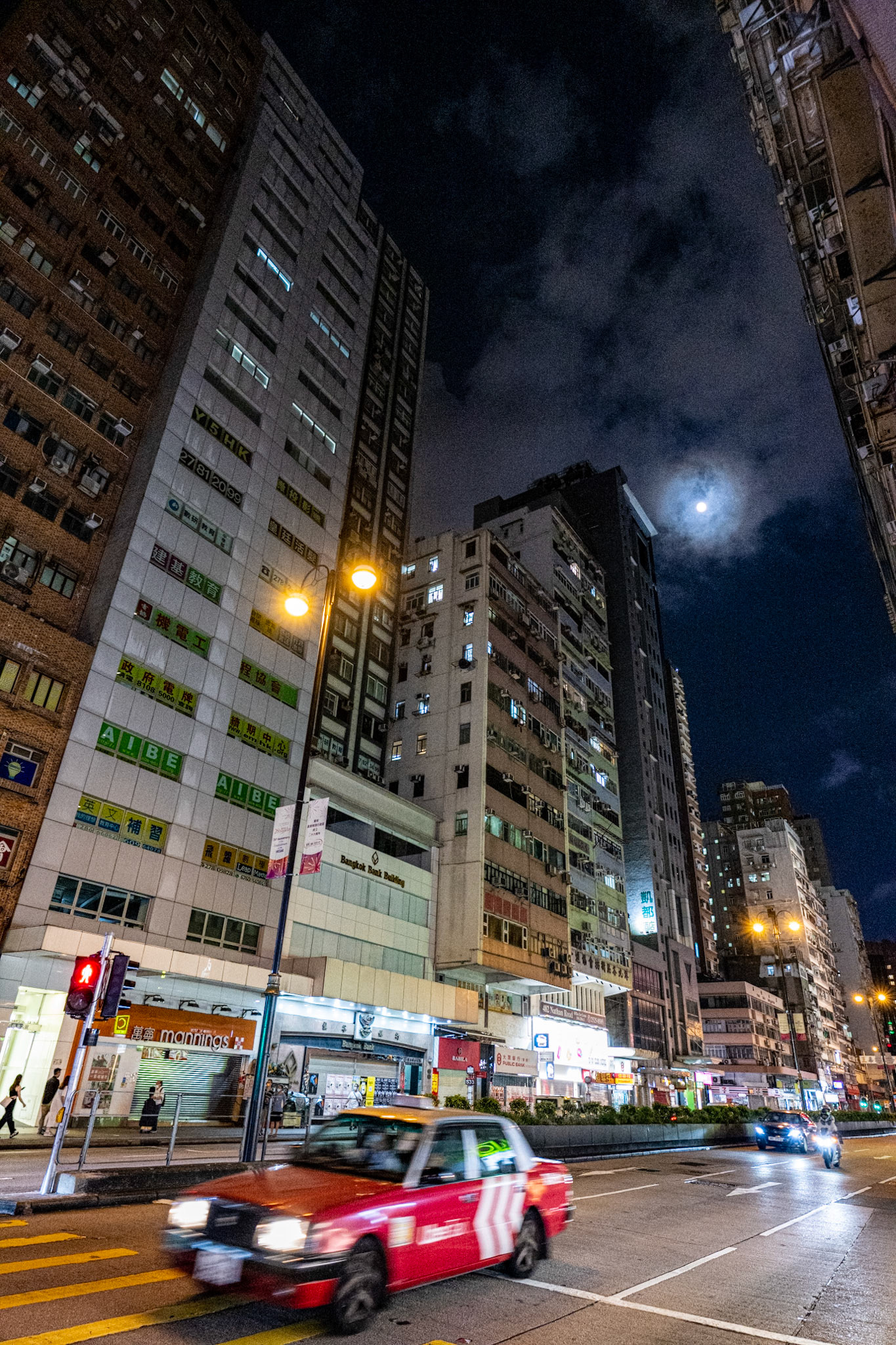 Hong Kong, China · June 3, 2023 · Nikon Z 9 · Nikkor Z 20 mm f/1.8 S · 1/60 sec f/4.5 ISO 8000
