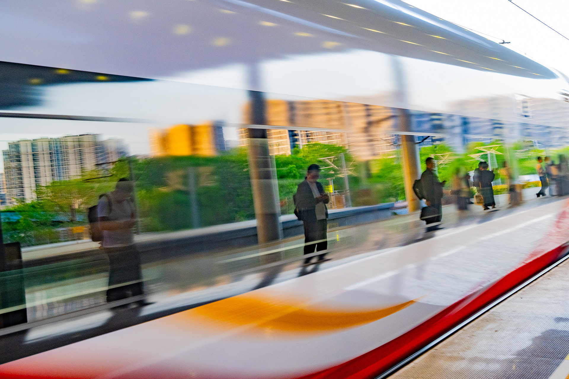 Hangzhou, Zhejiang, China · April 14, 2025 · Nikon Z 9 · Nikkor Z 50mm f/1.2 S · 1/20 sec f/10 ISO 800