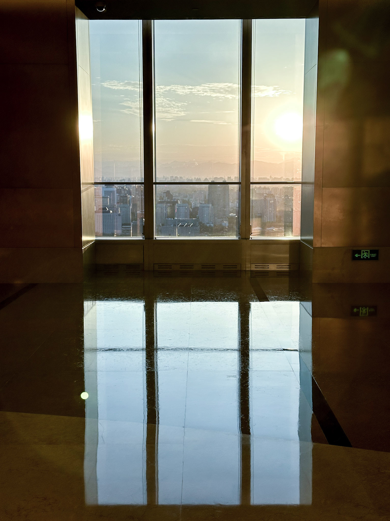 China World, Beijing, China · September 2, 2024 · Apple iPhone 14 Pro Max · iPhone 14 Pro Max back triple camera 6.86mm f/1.8 · 1/1565 sec f/1.8 ISO 64