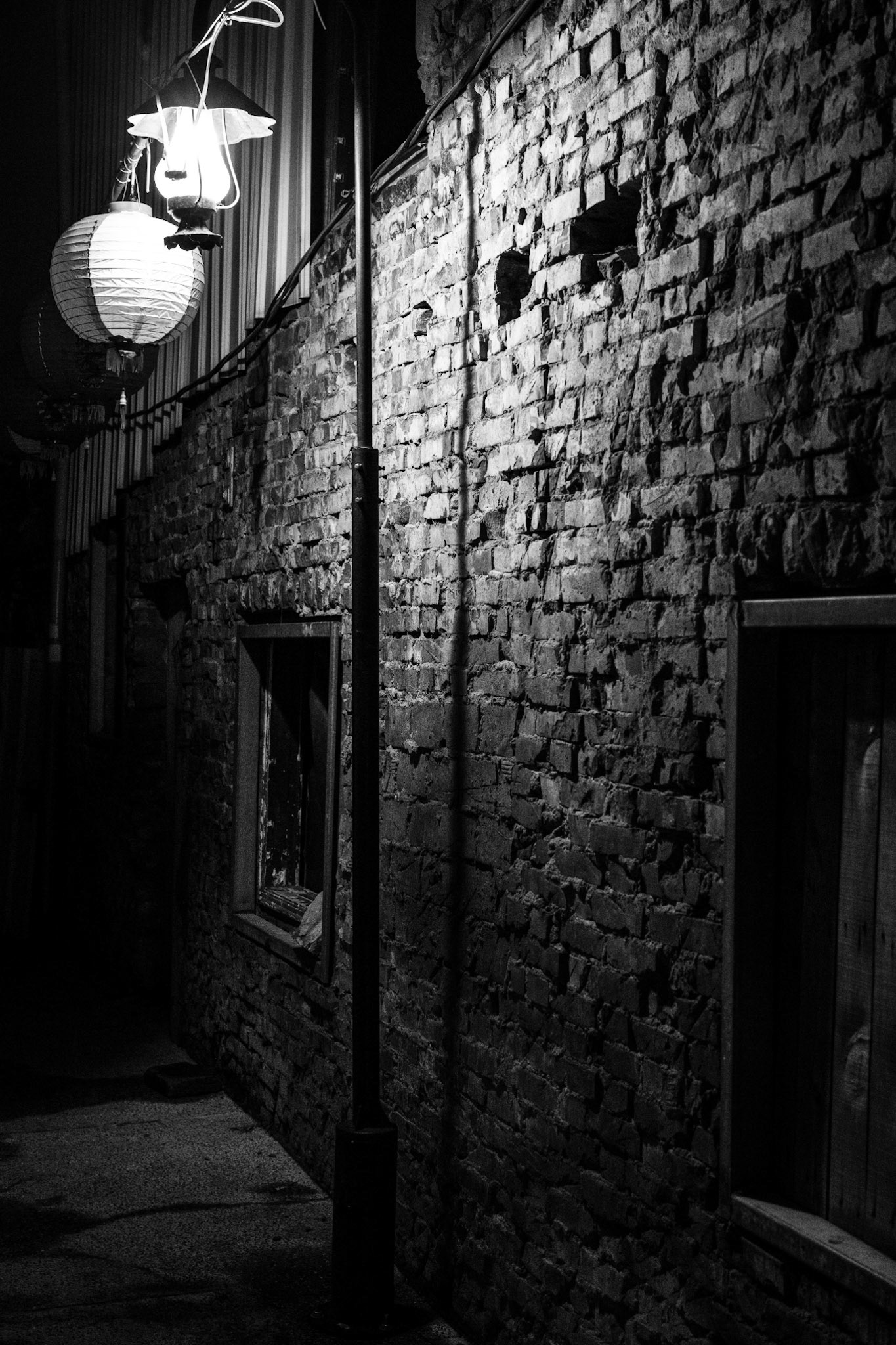 Tainan, Taiwan · October 6, 2023 · Nikon Z 9 · Nikkor Z 50 mm f/1.2 S · 1/50 sec f/5.6 ISO 4500