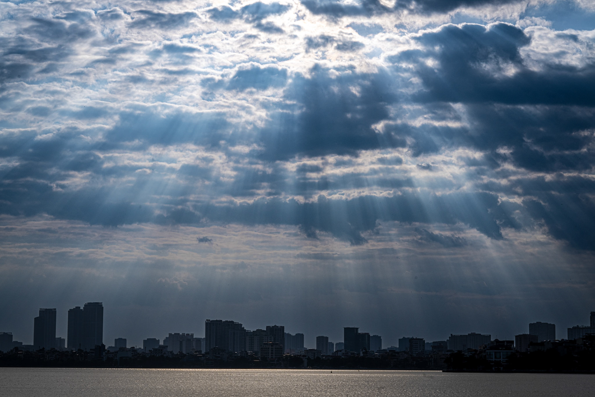 Hanoi, Vietnam · October 31, 2022 · Nikon Z 9 · Nikkor Z 85 mm f/1.8 S · 1/800 sec f/16 ISO 200