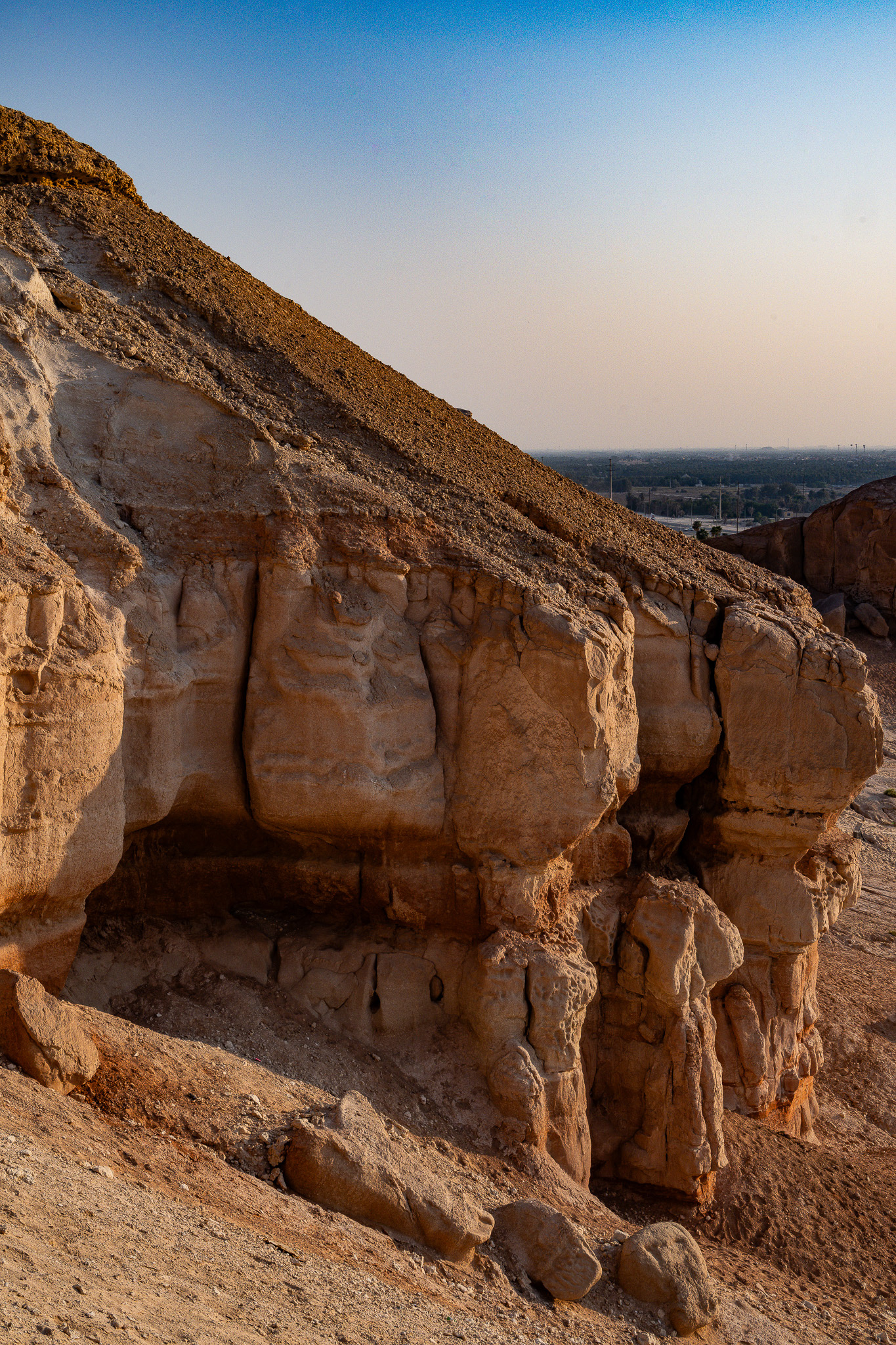 Al-Ahsa, Eastern Province, Saudi Arabia · November 28, 2025 · Nikon Z 9 · Nikkor Z 50mm f/1.2 S · 1/400 sec f/16 ISO 560