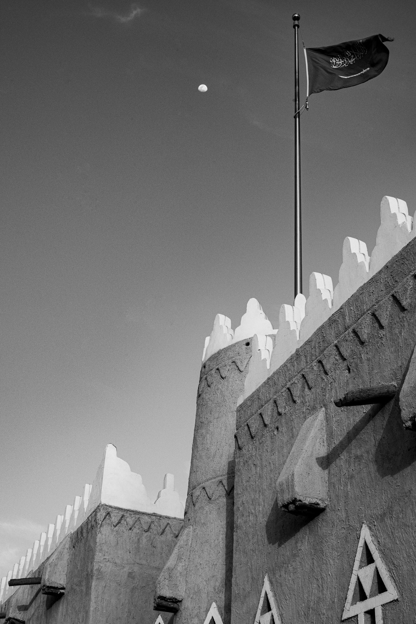 Burayda, Al-Qassim,, Saudi Arabia · February 27, 2026 · Nikon Z 9 · Nikkor Z 50mm f/1.2 S · 1/250 sec f/16 ISO 900