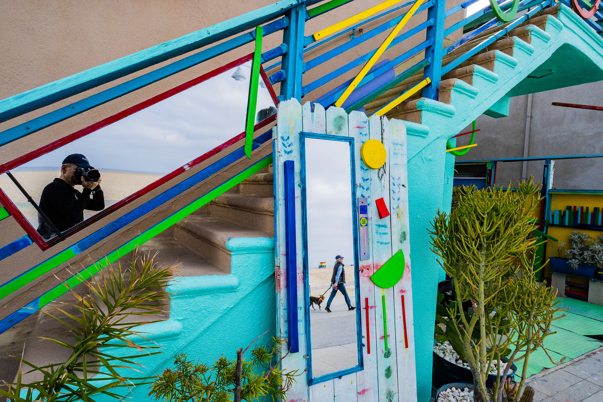 Venice Beach, California, USA · April 20, 2025 · Nikon Z 9 · Nikkor Z 20mm f/1.8 S · 1/500 sec f/16 ISO 1000
